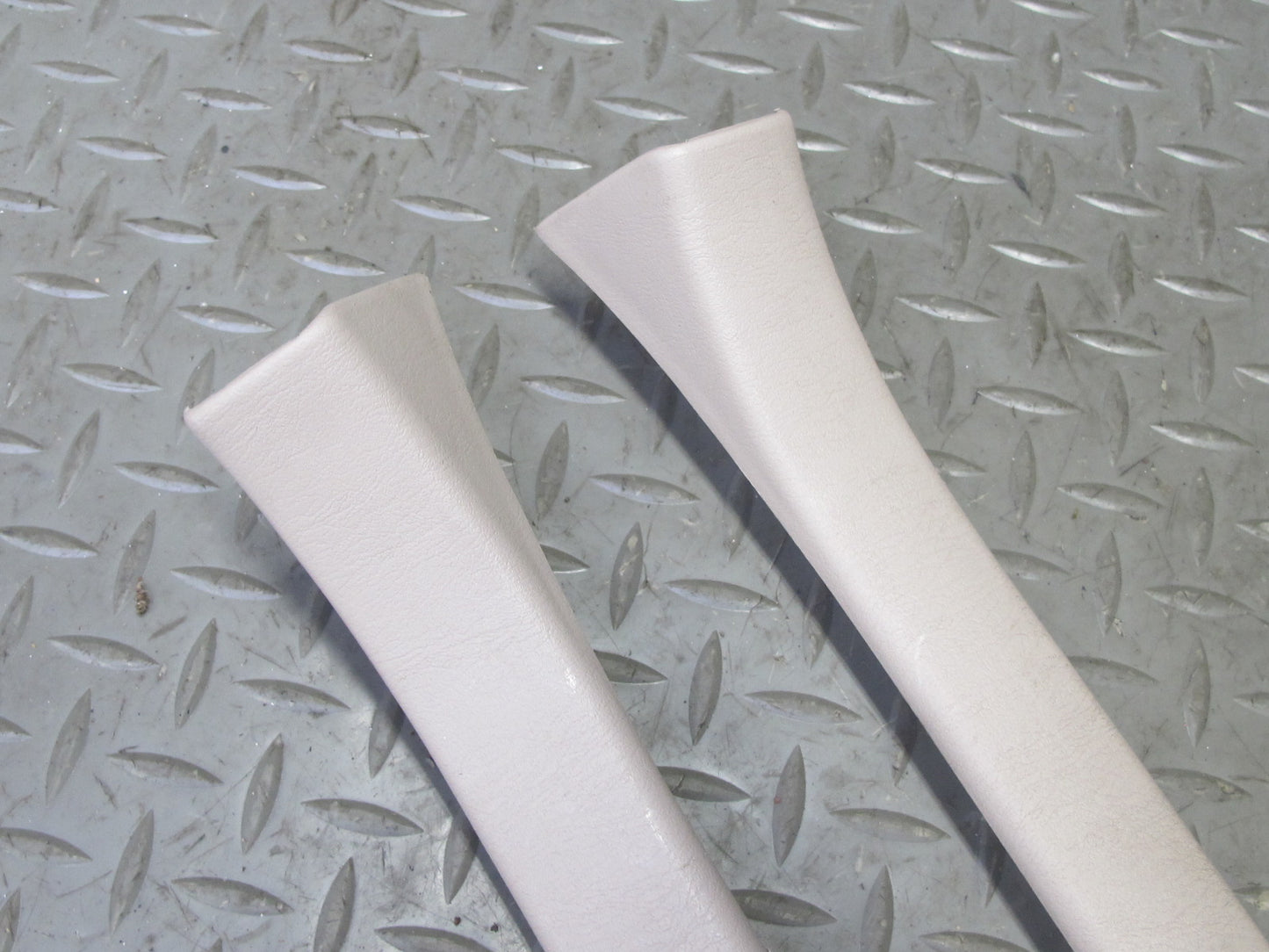 94-00 Lexus UZZ30L SC300 SC400 Door Scuff Step Sill Plate Trim Set Ivory OEM