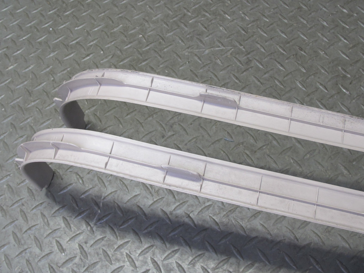 94-00 Lexus UZZ30L SC300 SC400 Door Scuff Step Sill Plate Trim Set Ivory OEM