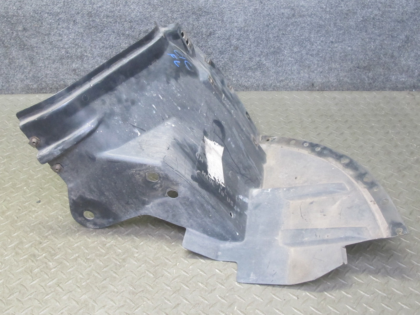 91-96 Chevrolet Corvette C4 Front Left Fender Liner Splash Shield Guard OEM