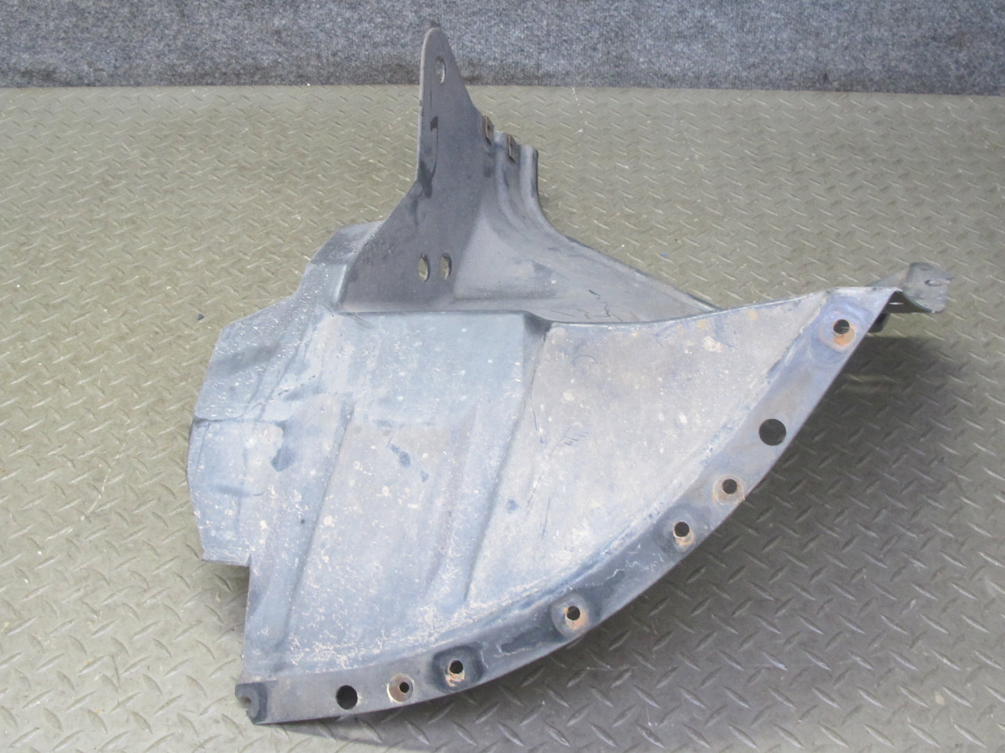 91-96 Chevrolet Corvette C4 Front Right Fender Liner Splash Shield Guard OEM