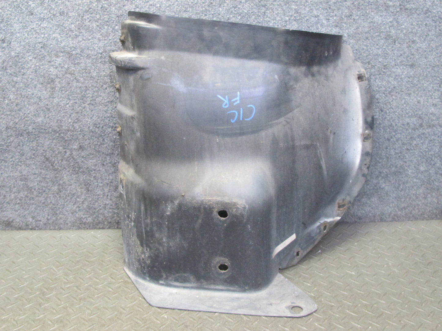 91-96 Chevrolet Corvette C4 Front Right Fender Liner Splash Shield Guard OEM