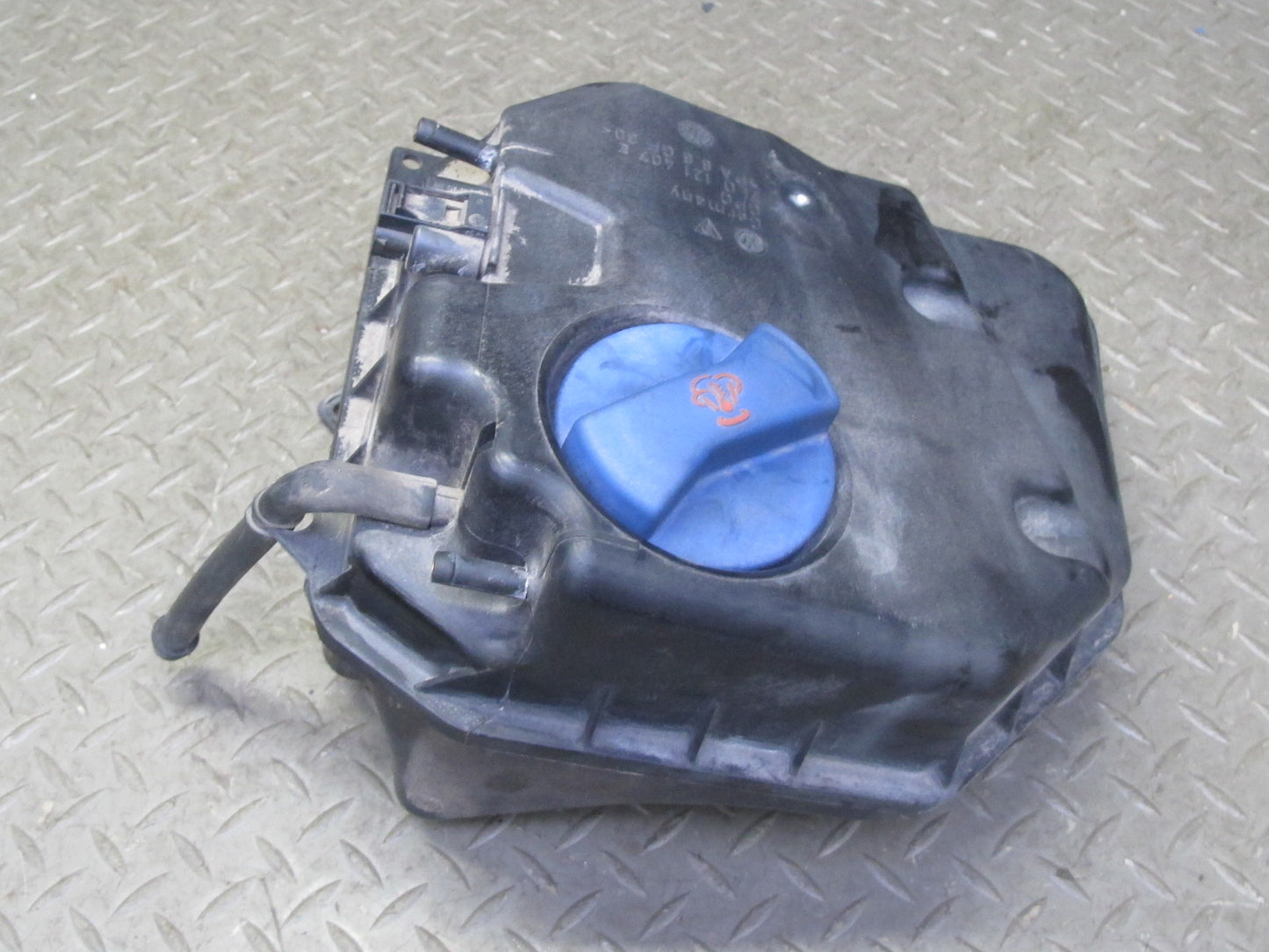 2003-2010 Porsche Cayenne 955 957 Turbo Engine Expansion Overflow Reservoir Tank