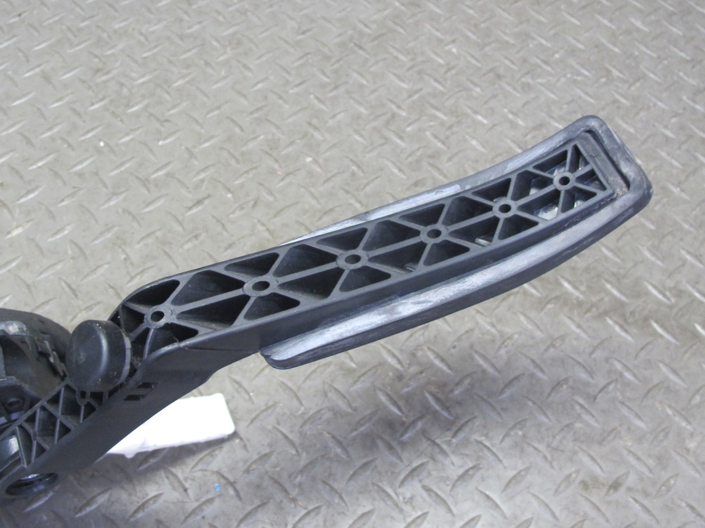2003-2010 Porsche Cayenne 955 957 Gas Acceleration Pedal 7L0723507D