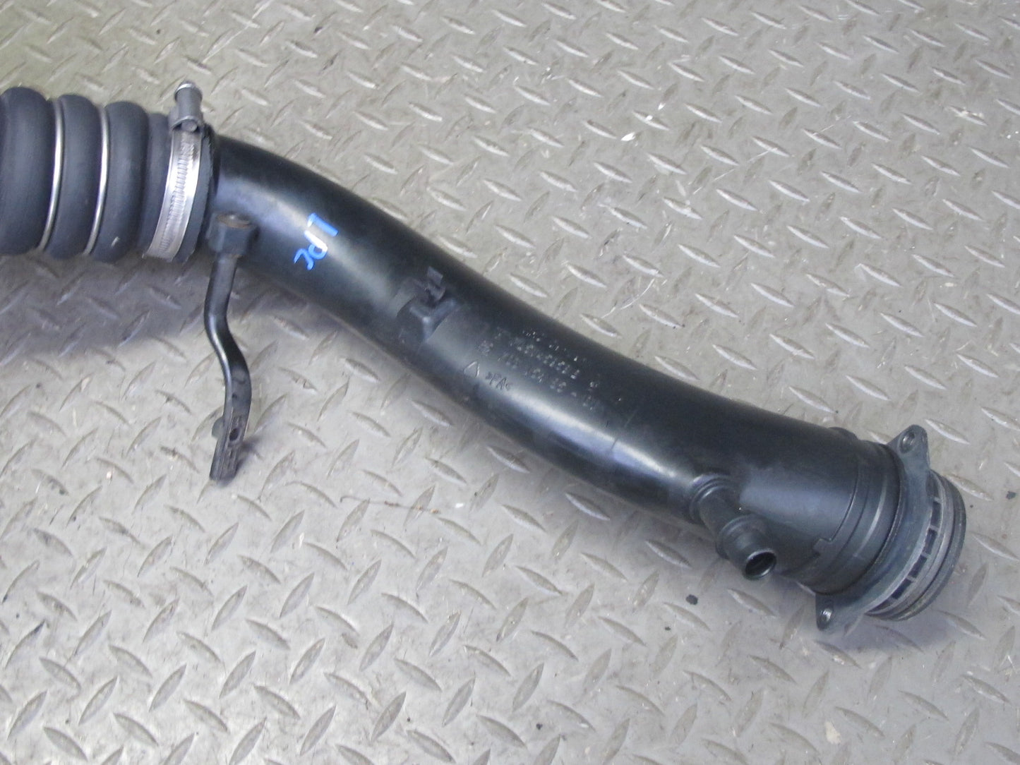 03-10 Porsche Cayenne 957 Air Intake Intercooler Hose Pipe Line Set