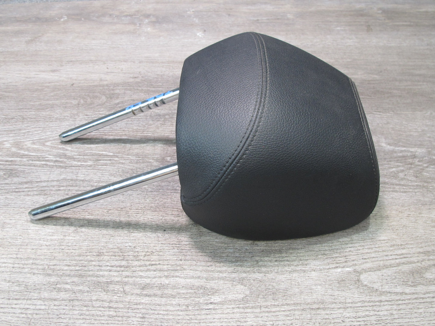 12-18 BMW F30 F31 F34 Front Left or Right Seat Leather Headrest Black OEM