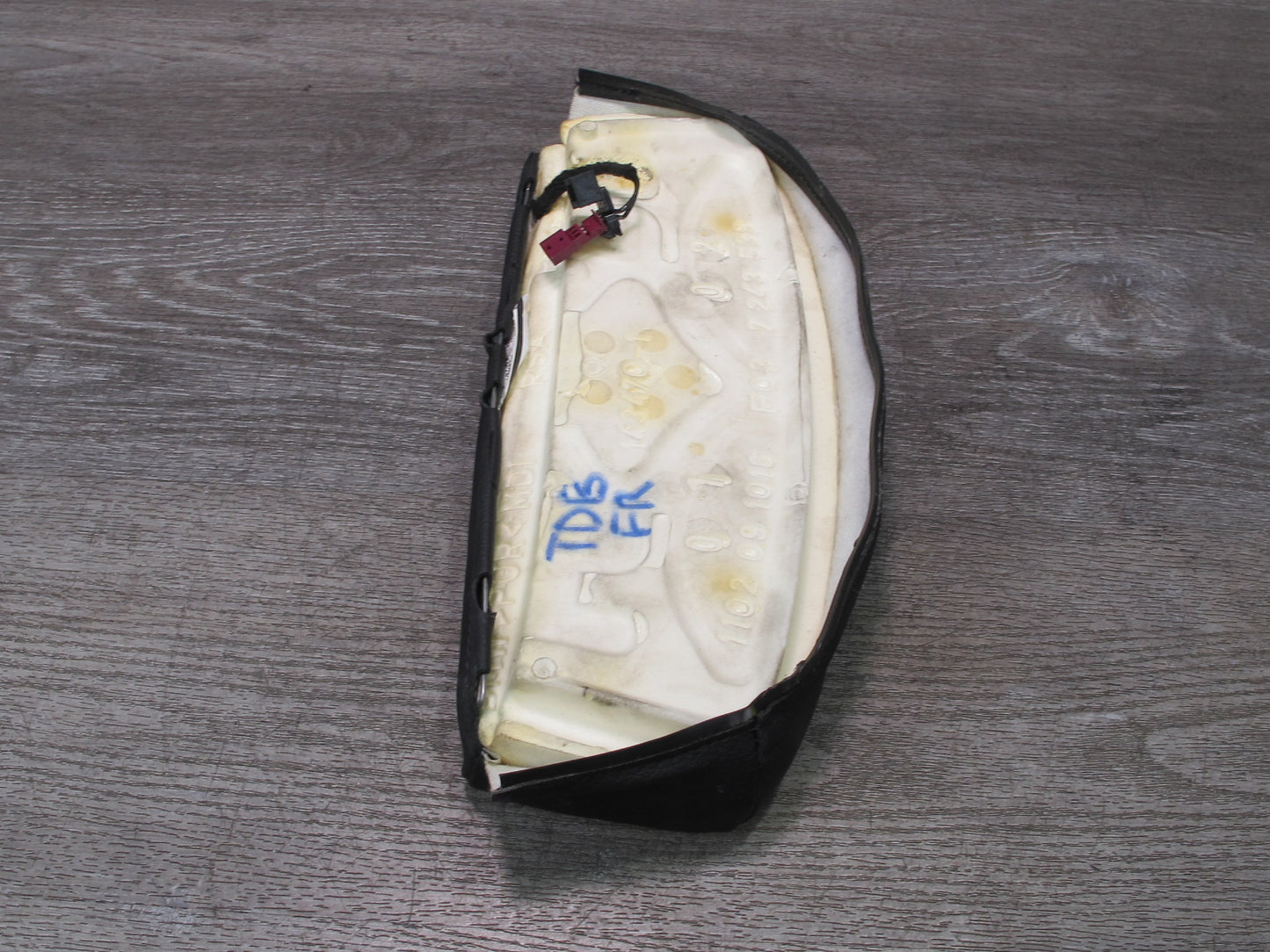 12-18 BMW F30 F31 F34 Front Right Sport Seat Leather Thigh Support Pad OEM