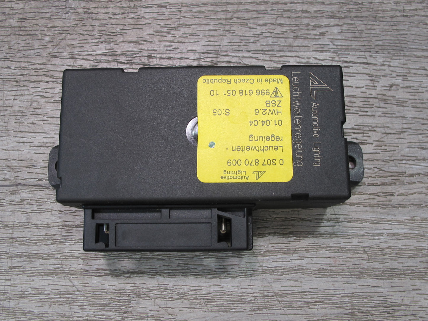 2002-2005 Porsche 911 Carrera 996 Headlight Level Control Module Unit