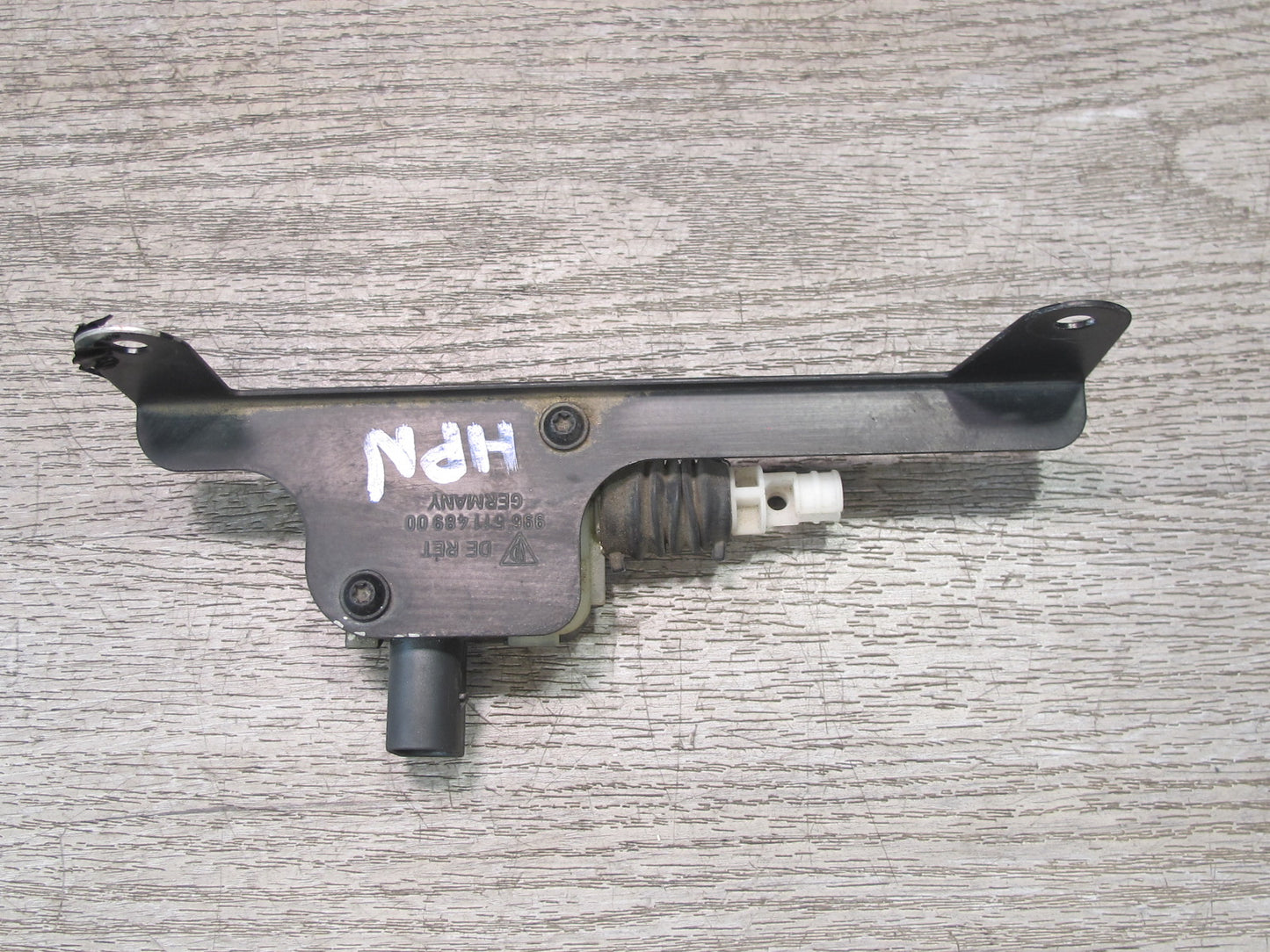 2002-2005 Porsche 911 Carrera 996 Front Hood Latch Lock Actuator 99651148900