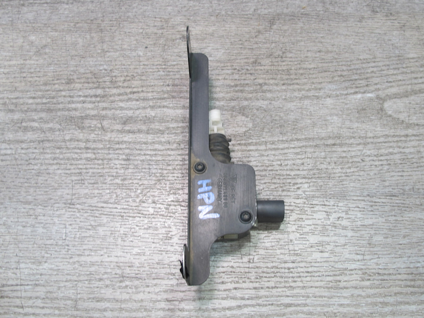 2002-2005 Porsche 911 Carrera 996 Front Hood Latch Lock Actuator 99651148900