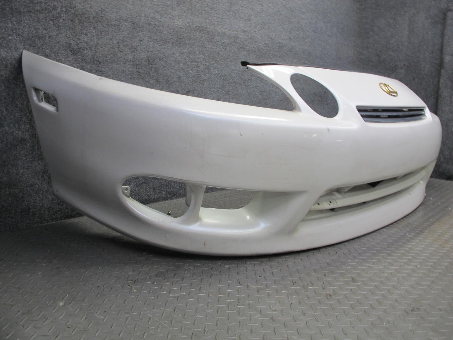 97-00 Lexus UZZ31L SC300 SC400 Front Bumper Cover White w Foam OEM