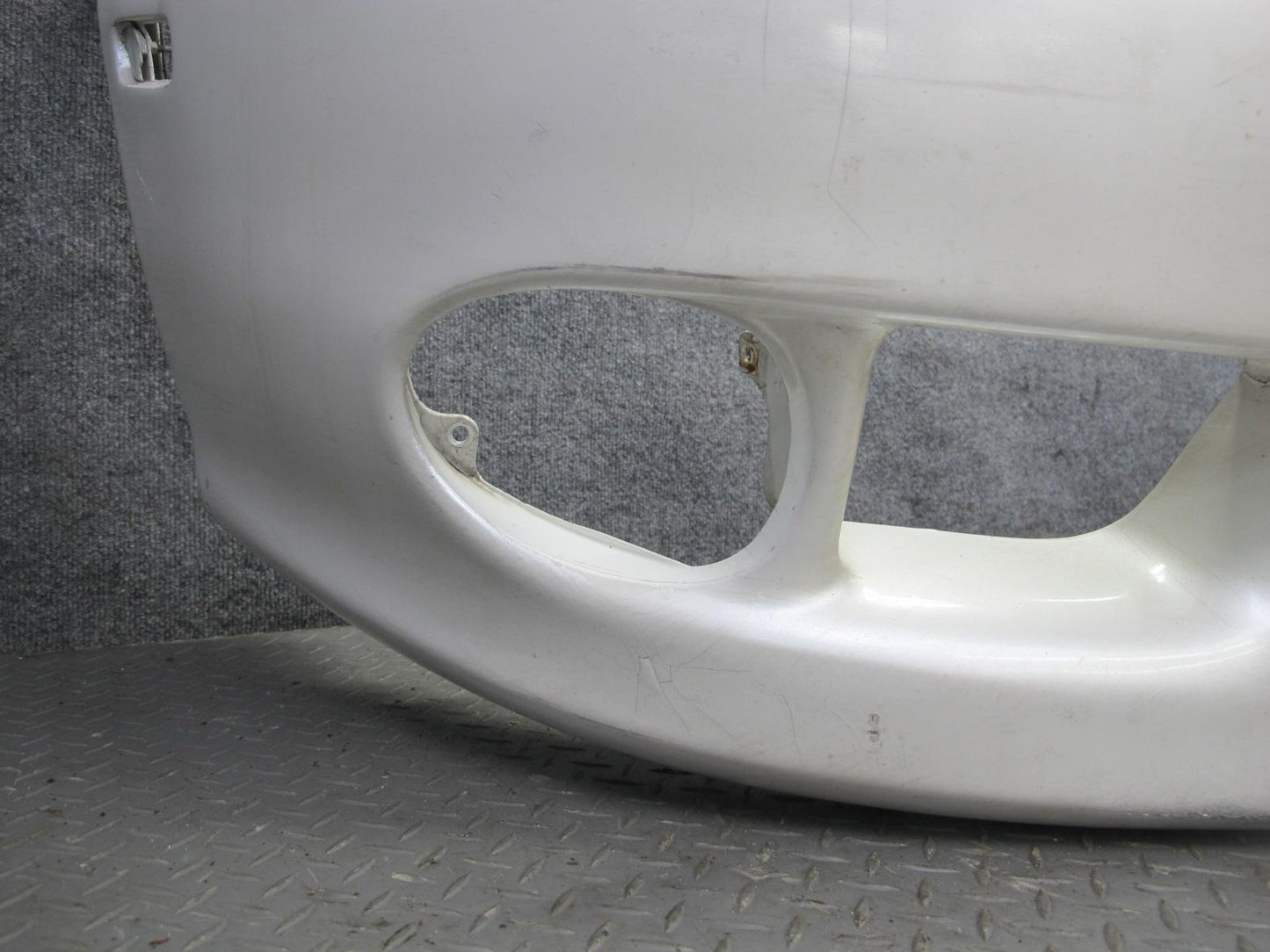 97-00 Lexus UZZ31L SC300 SC400 Front Bumper Cover White w Foam OEM