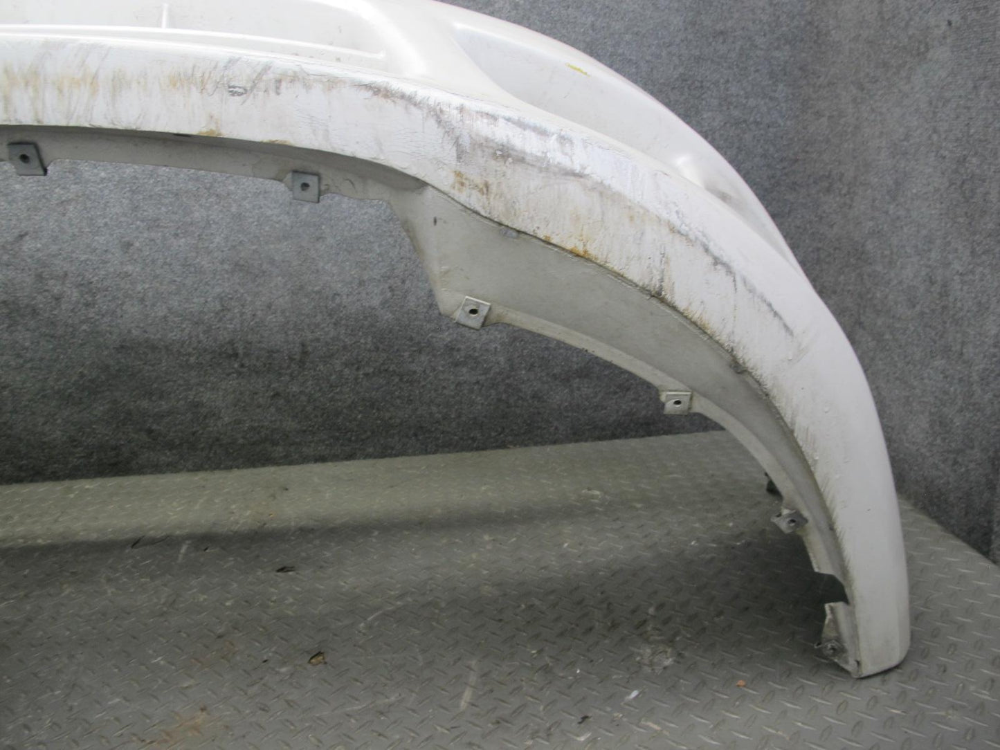 97-00 Lexus UZZ31L SC300 SC400 Front Bumper Cover White w Foam OEM