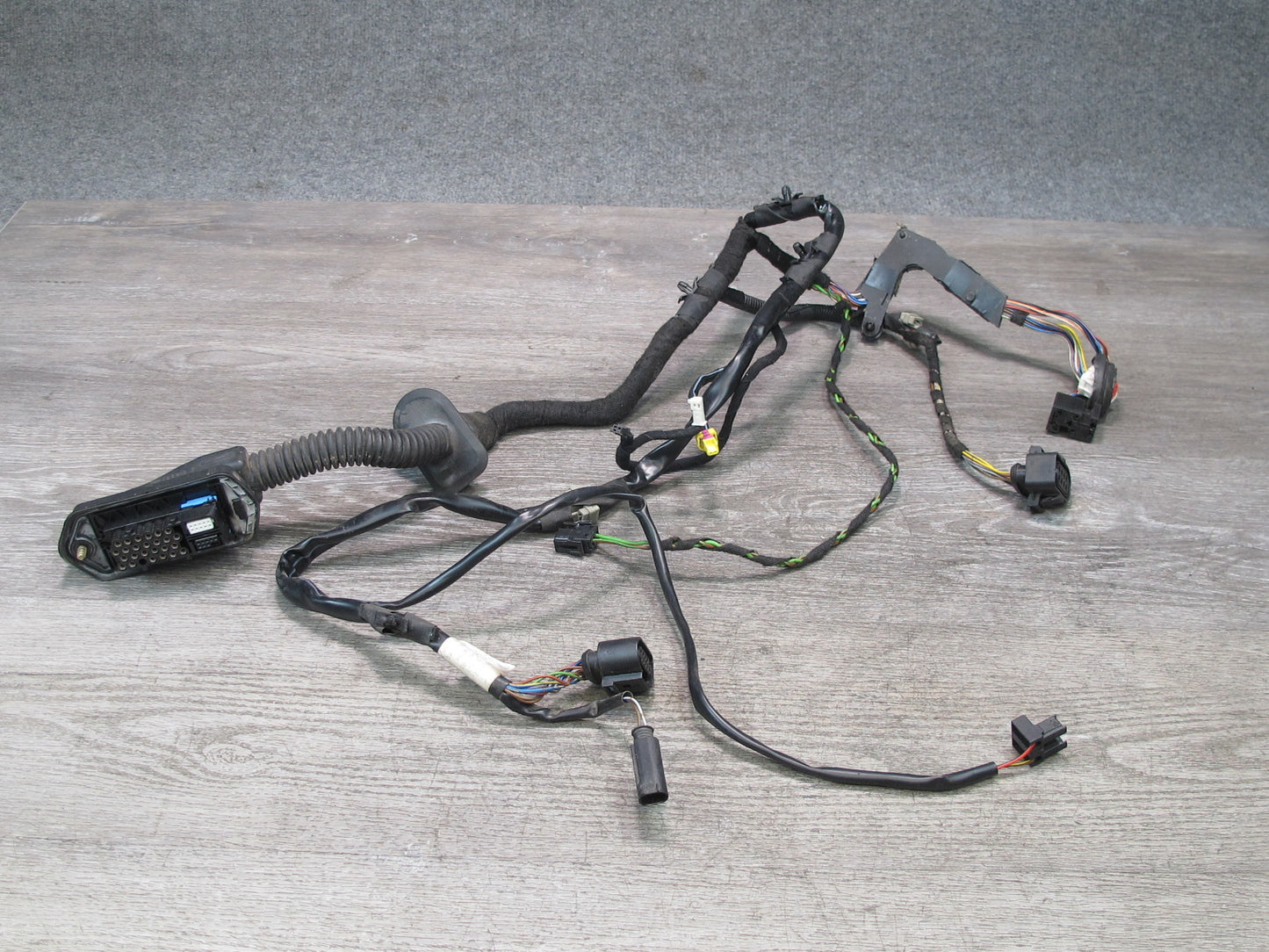 1999-2005 Porsche 911 Carrera 996 Left Driver Side Door Panel Wire Harness