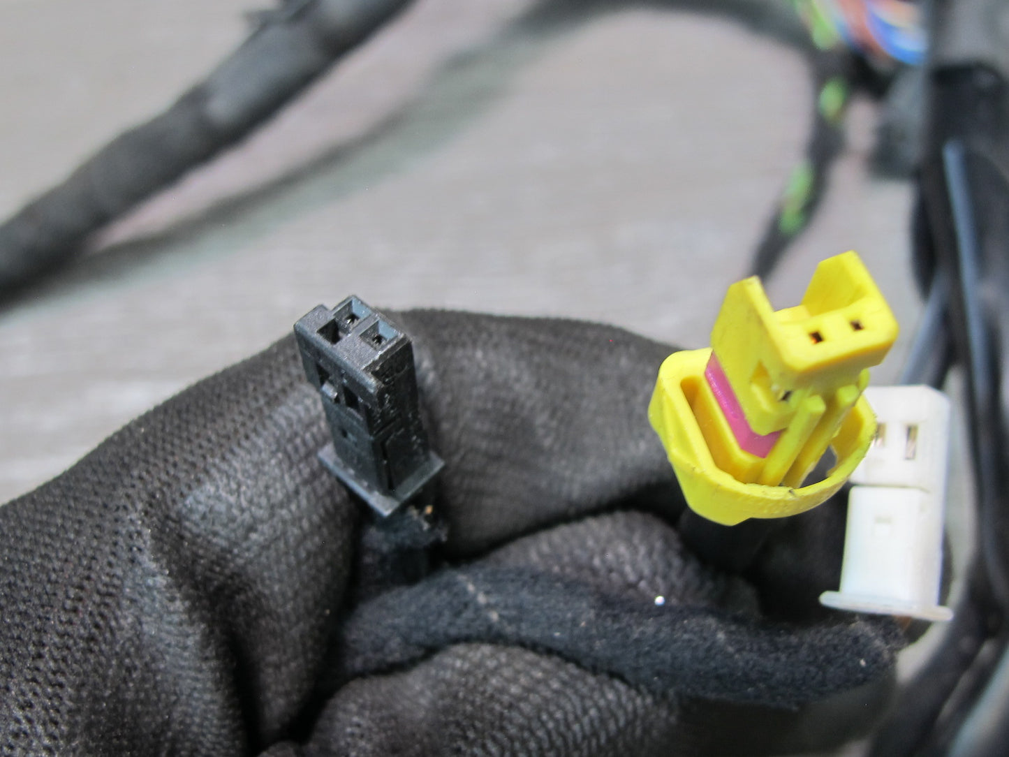 1999-2005 Porsche 911 Carrera 996 Left Driver Side Door Panel Wire Harness