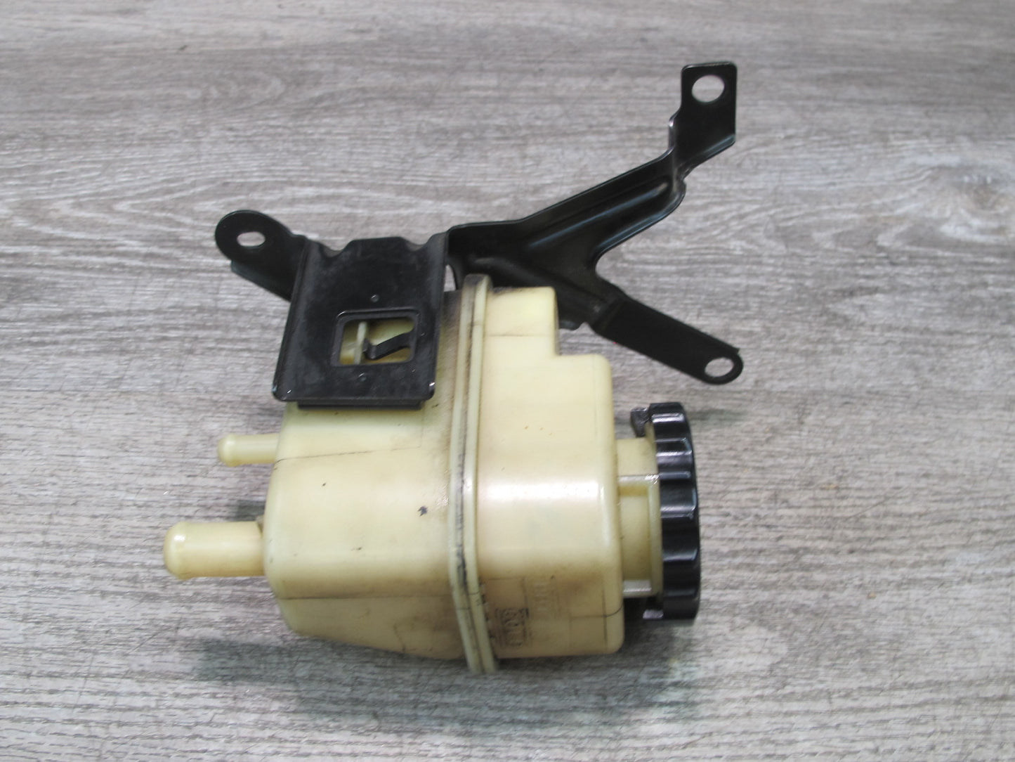 92-00 Lexus UZZ30L SC400 Engine Cooling Fan Fluid Reservoir w Bracket OEM