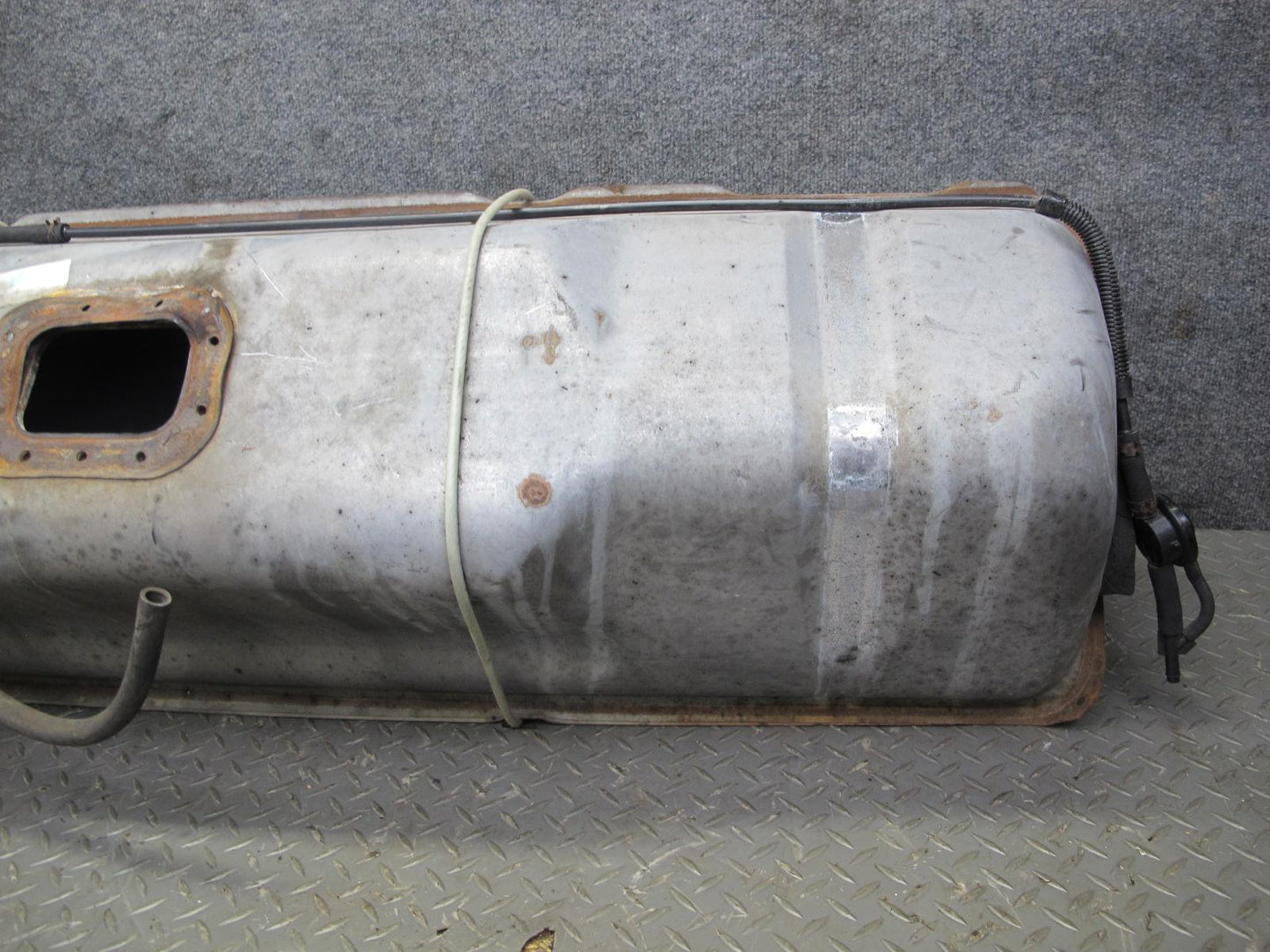 84-96 Chevrolet Corvette C4 Gas Fuel Tank Assembly OEM