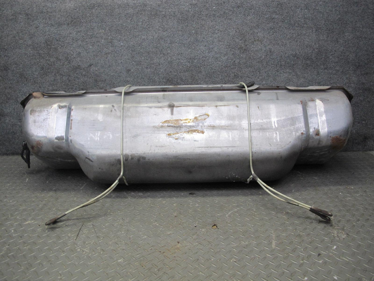 84-96 Chevrolet Corvette C4 Gas Fuel Tank Assembly OEM