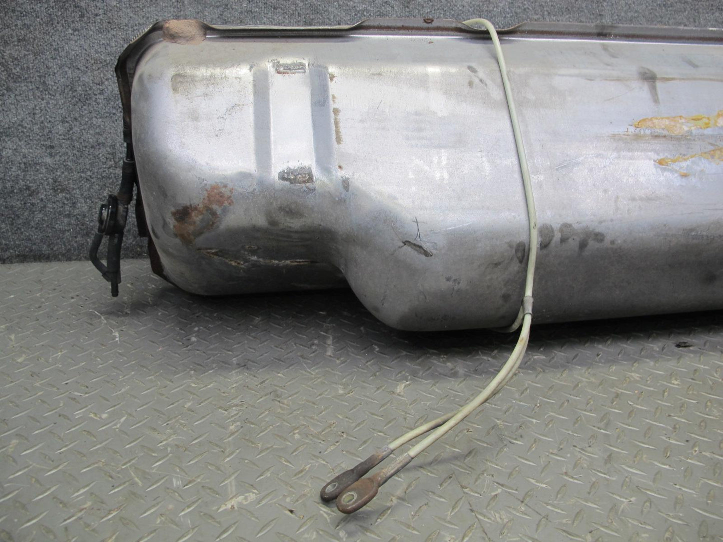 84-96 Chevrolet Corvette C4 Gas Fuel Tank Assembly OEM