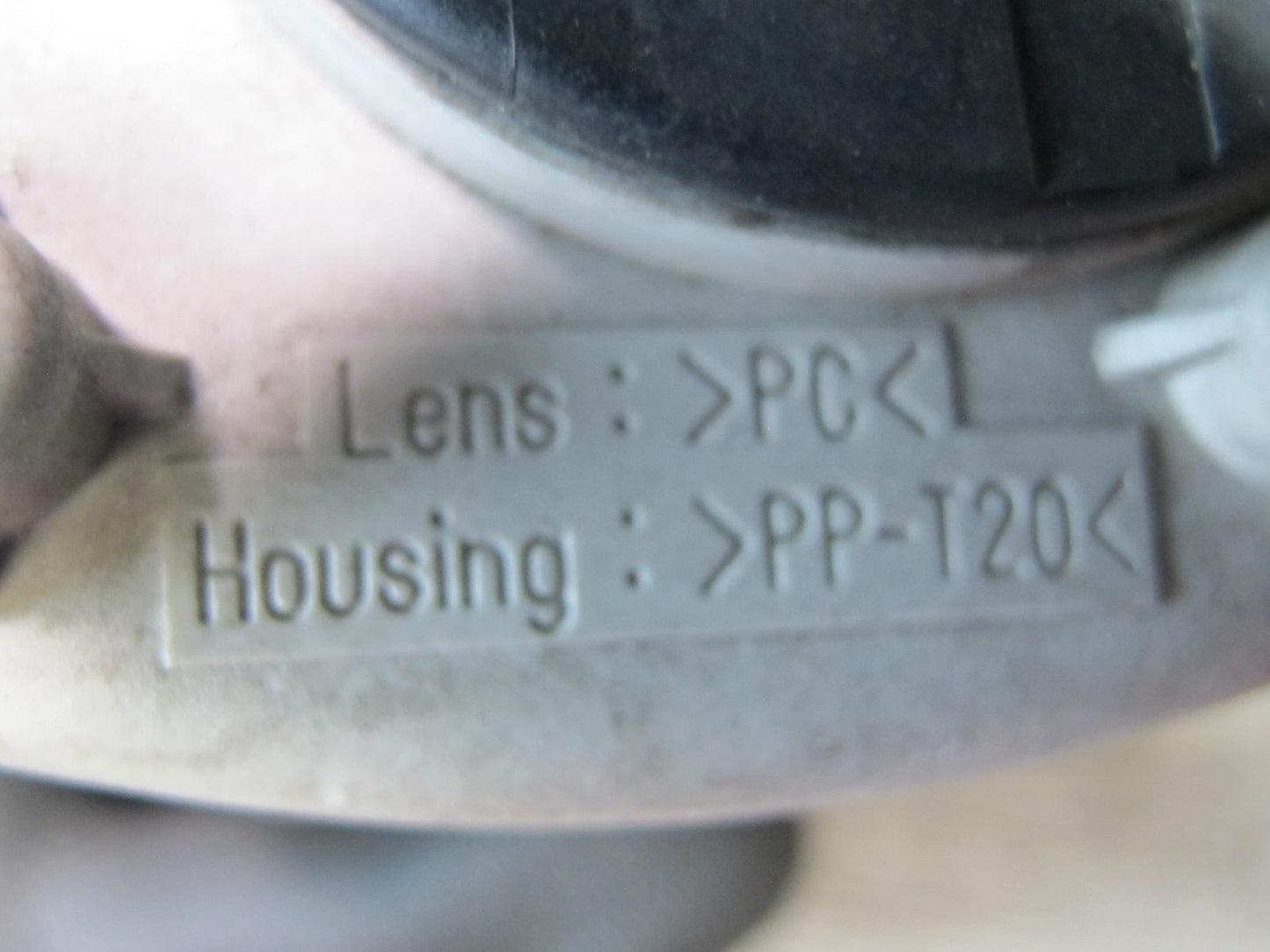 97-00 Lexus UZZ30L SC300 SC400 Front Right Fog Light Lamp OEM