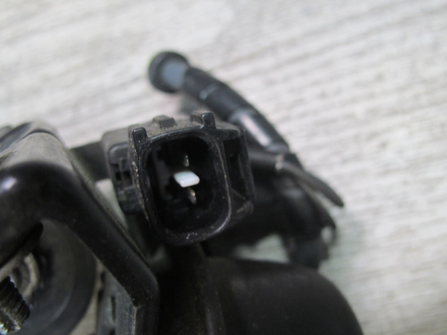 92-00 Lexus UZZ30L SC300 SC400 Heater Control Valve Pump OEM
