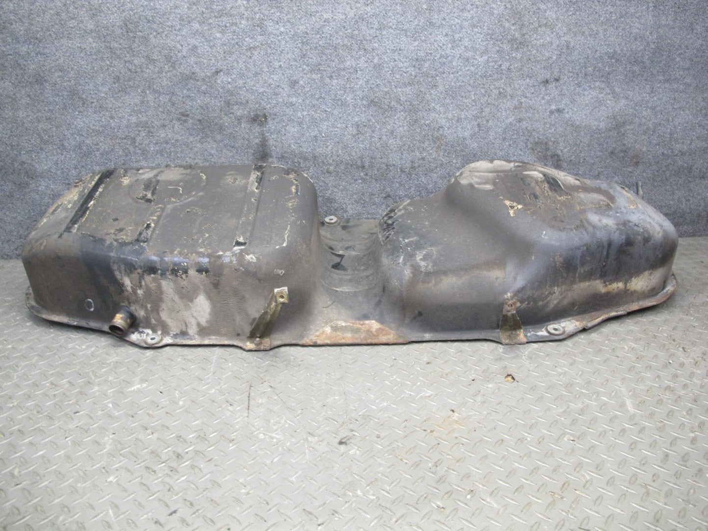 88-91 BMW E30 325i 3-SERIES Gas Fuel Tank Hose Pipe Assembly OEM
