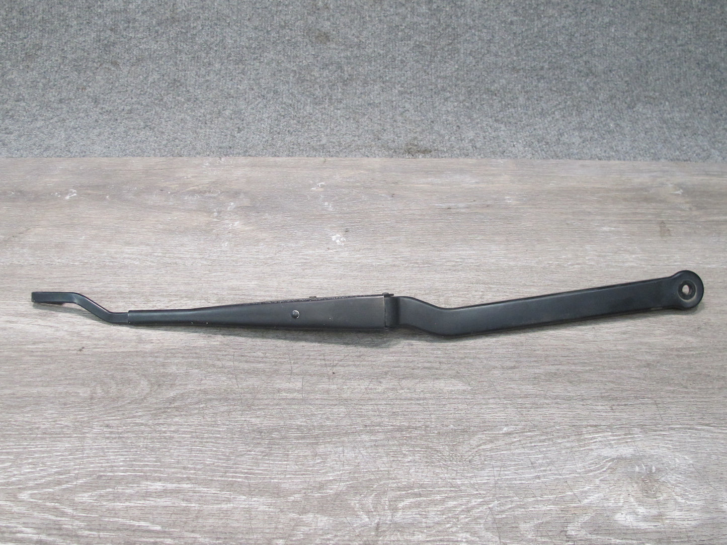 92-00 Lexus UZZ30L SC300 SC400 Front Left & Right Windshield Wiper Arm Set OEM
