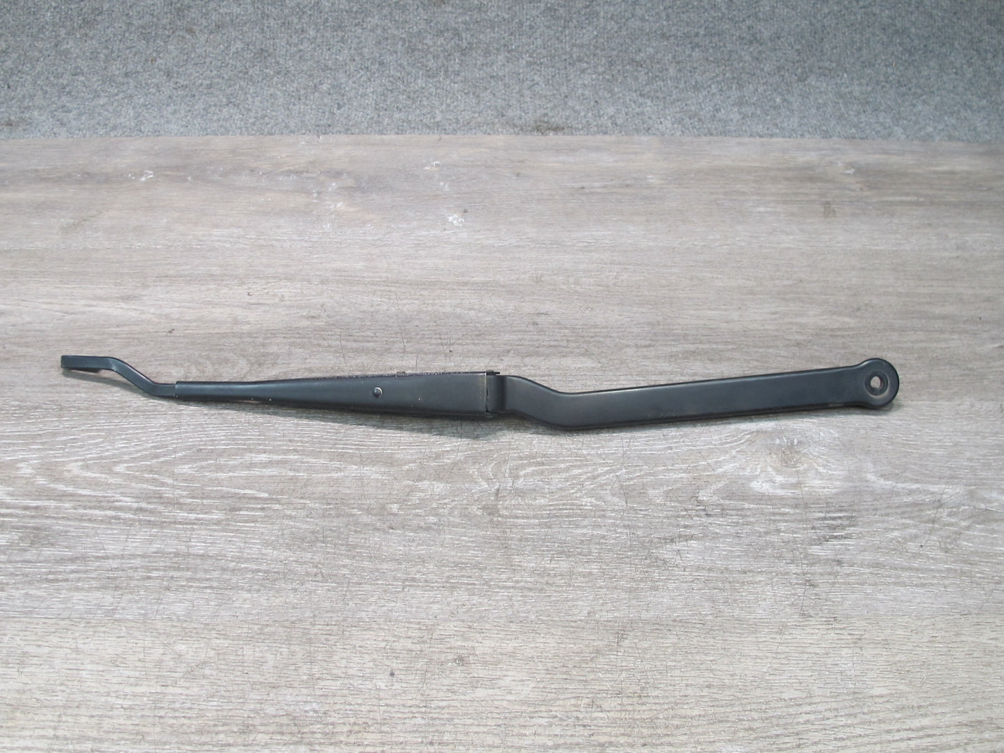 92-00 Lexus UZZ30L SC300 SC400 Front Left & Right Windshield Wiper Arm Set OEM