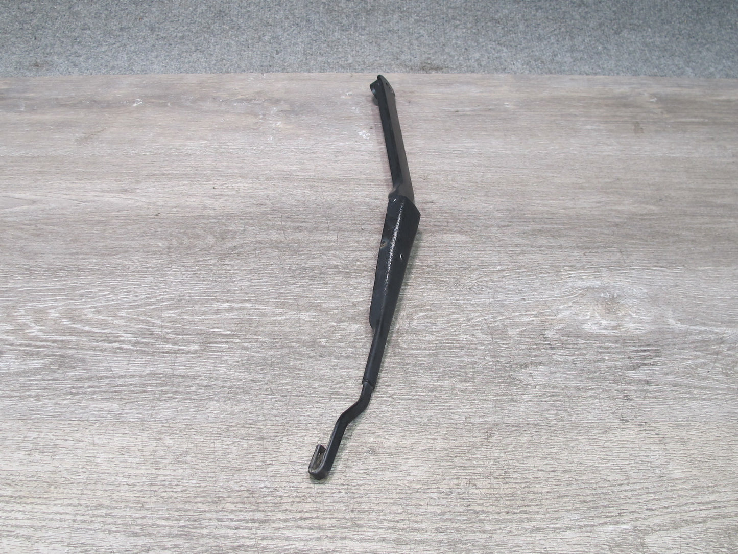 92-00 Lexus UZZ30L SC300 SC400 Front Left & Right Windshield Wiper Arm Set OEM
