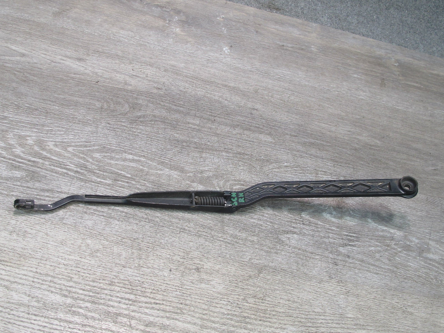 92-00 Lexus UZZ30L SC300 SC400 Front Left & Right Windshield Wiper Arm Set OEM