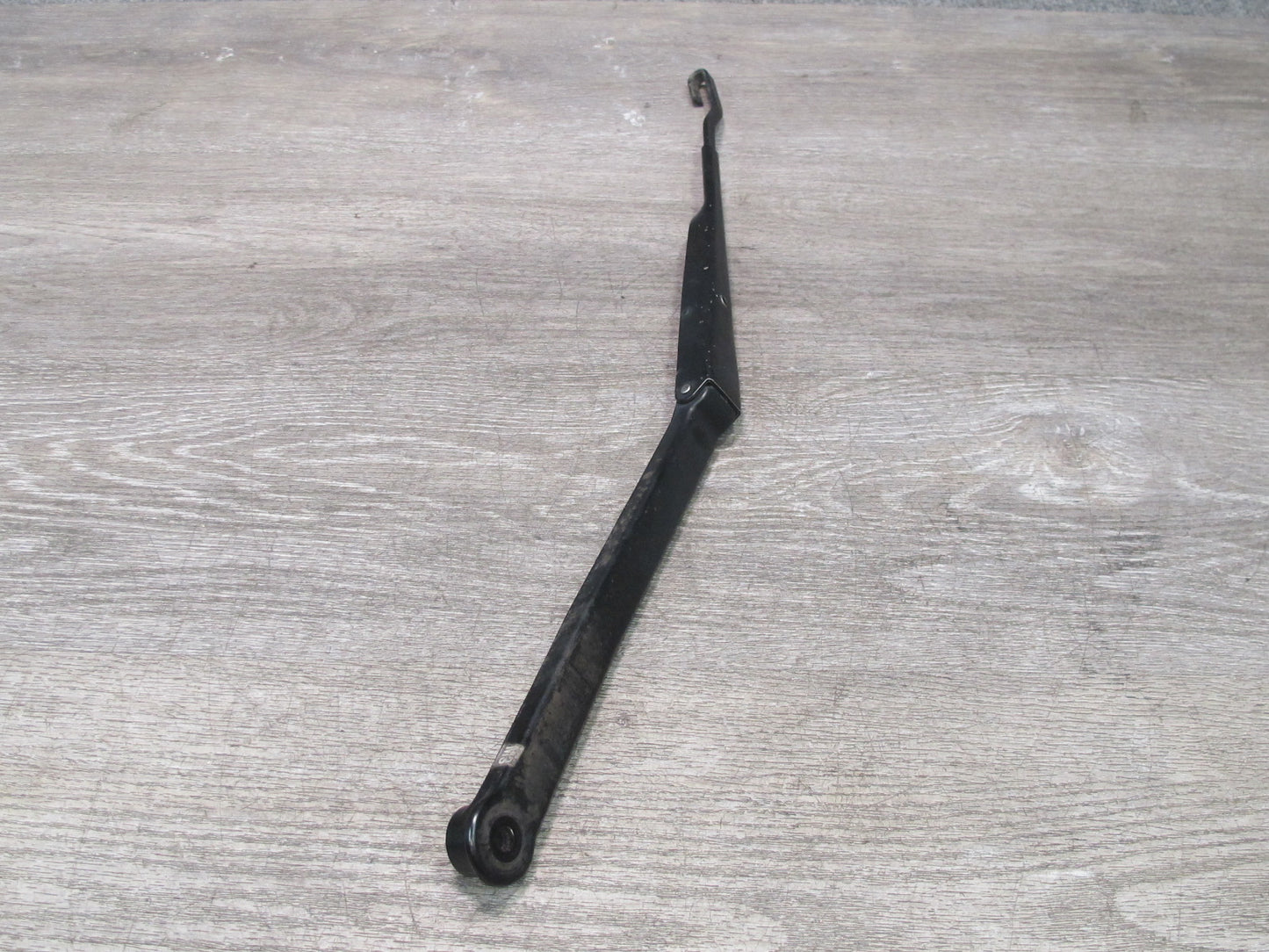 92-00 Lexus UZZ30L SC300 SC400 Front Left & Right Windshield Wiper Arm Set OEM