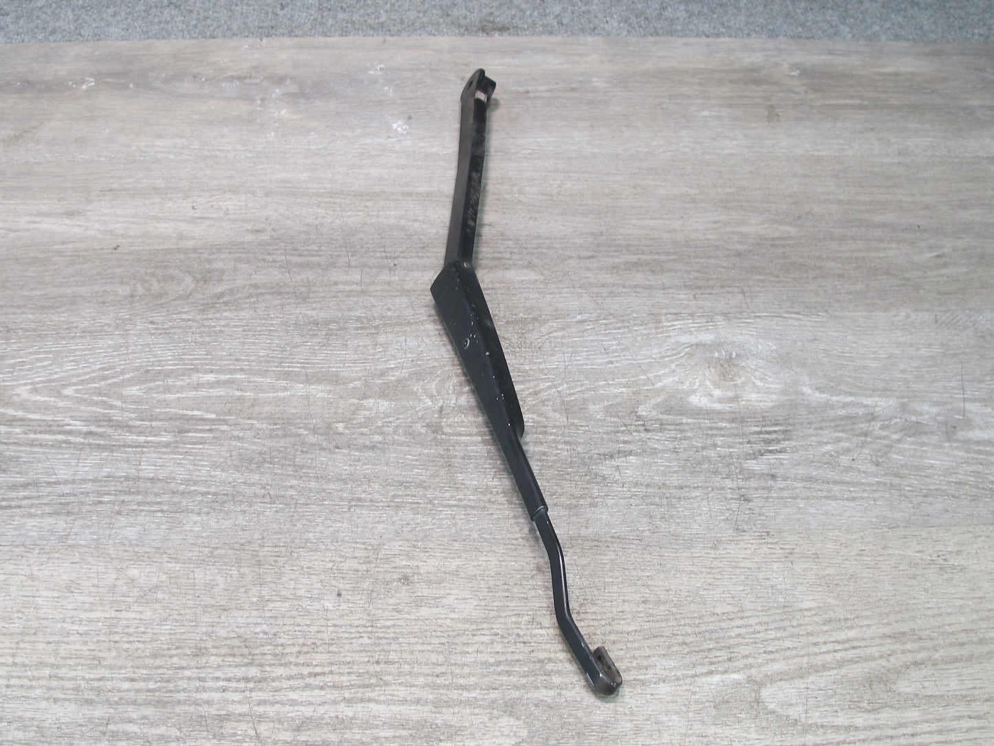92-00 Lexus UZZ30L SC300 SC400 Front Left & Right Windshield Wiper Arm Set OEM