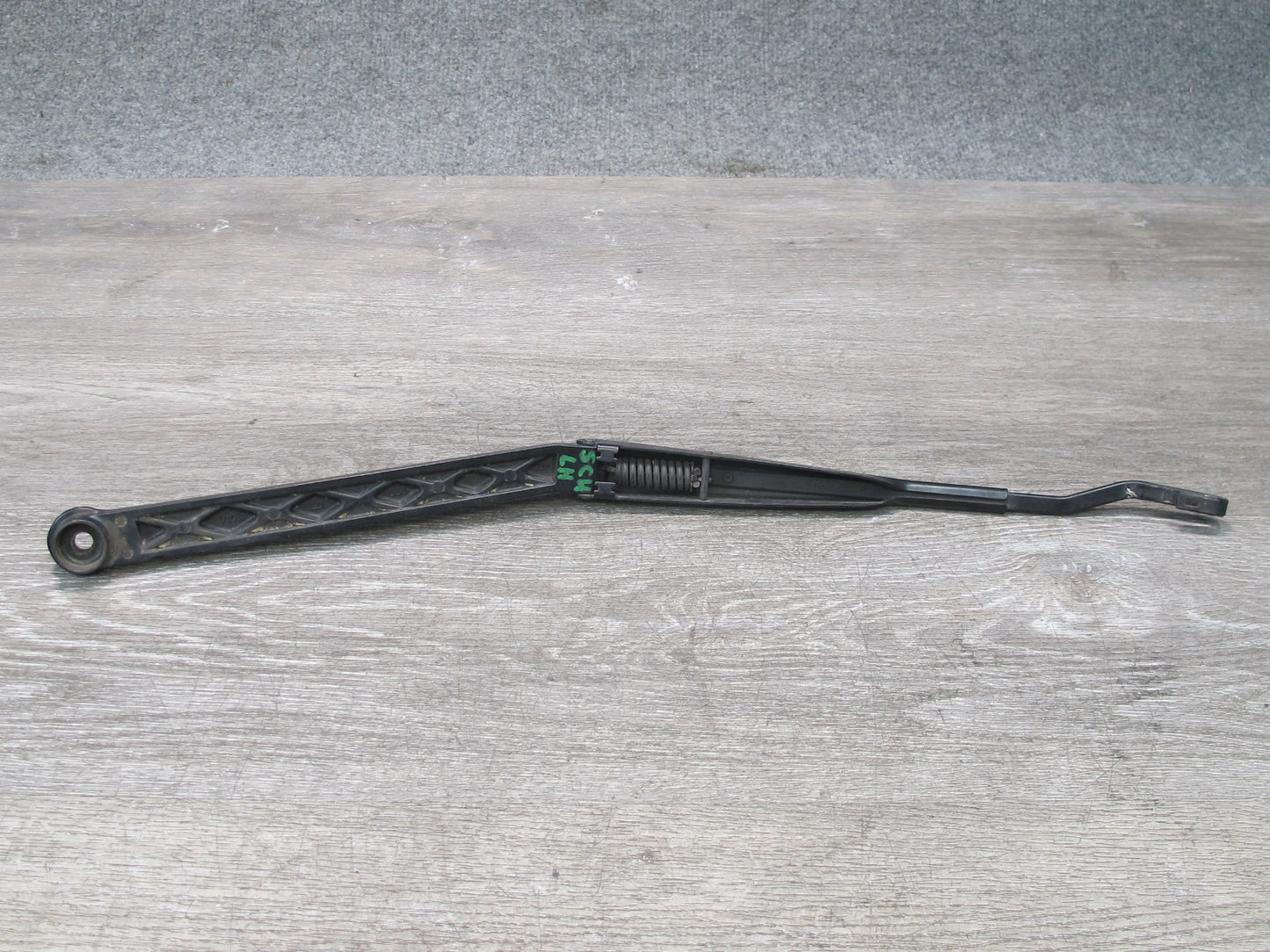 92-00 Lexus UZZ30L SC300 SC400 Front Left & Right Windshield Wiper Arm Set OEM