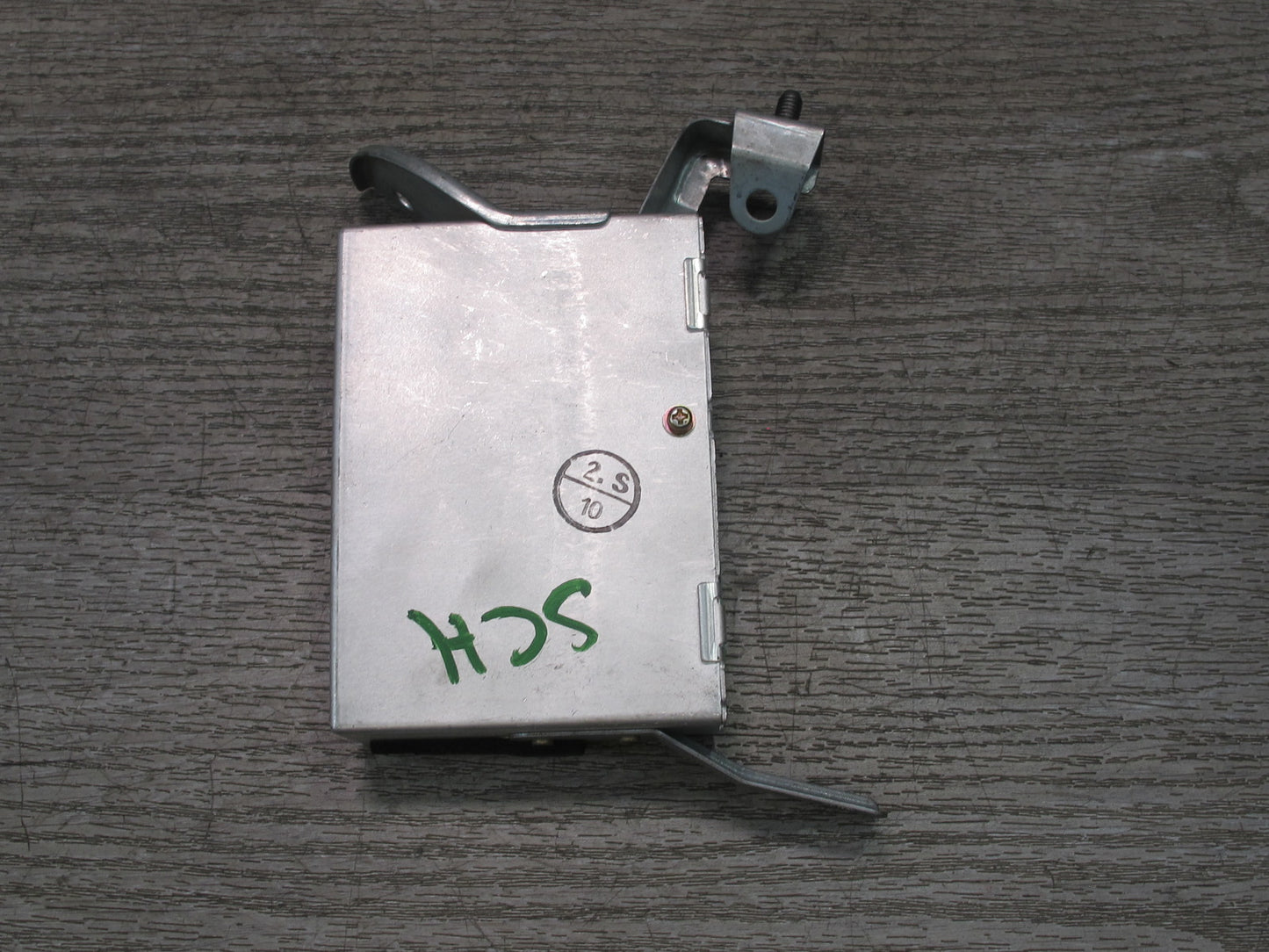 1997 Lexus UZZ30L SC400 Cruise Control Module 88240-24260 OEM