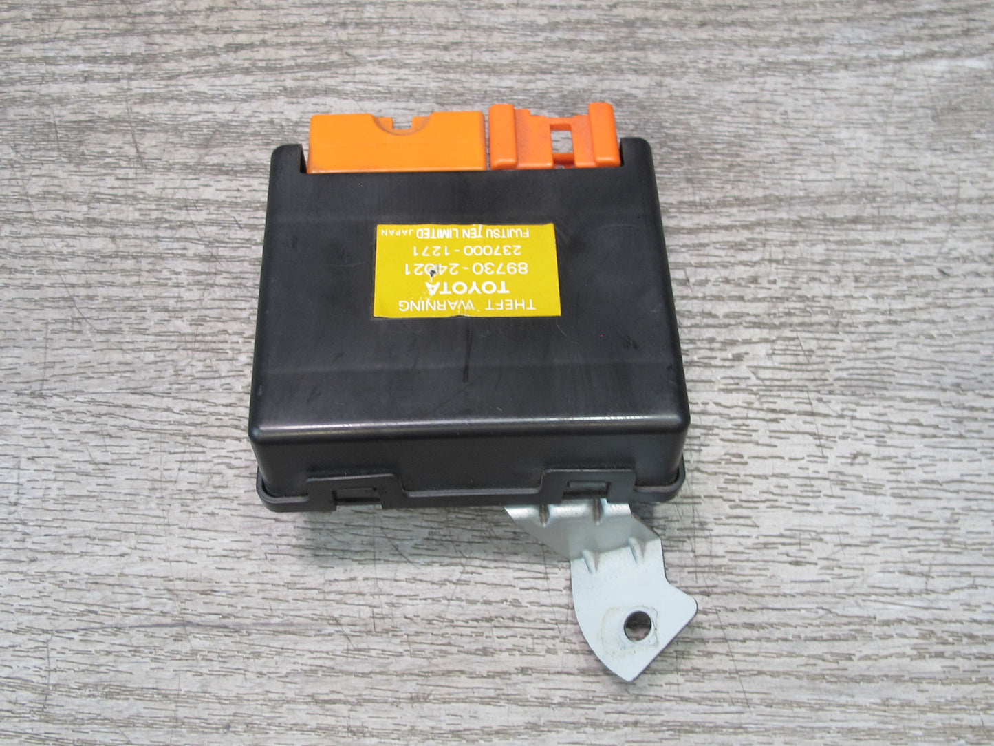 97-98 Lexus UZZ30L SC300 SC400 Theft Warning Control Module 89730-24021 OEM