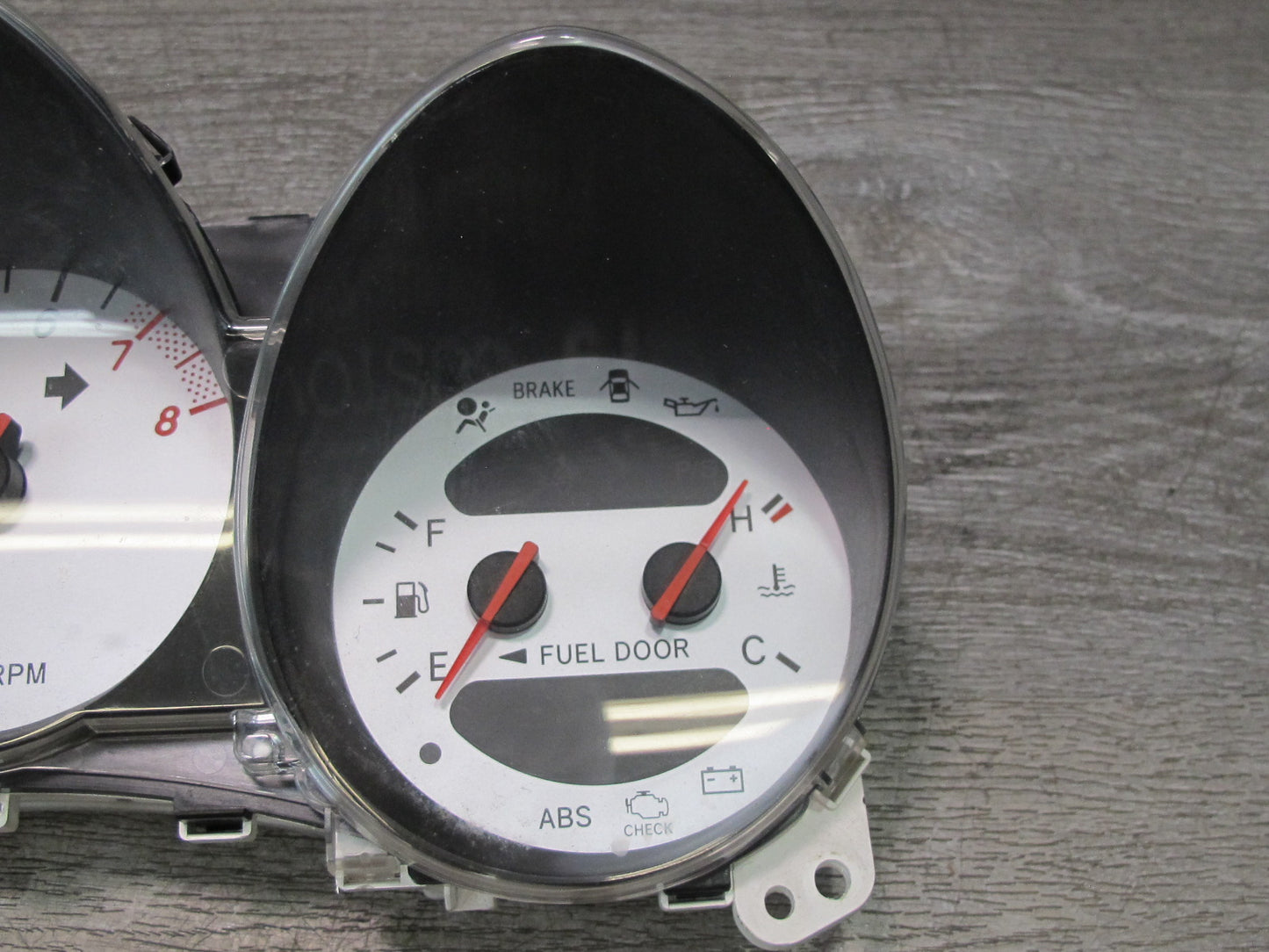 00-02 Toyota MR2 Spyder ZZW30L M/T Instrument Cluster Gauge Speedometer OEM