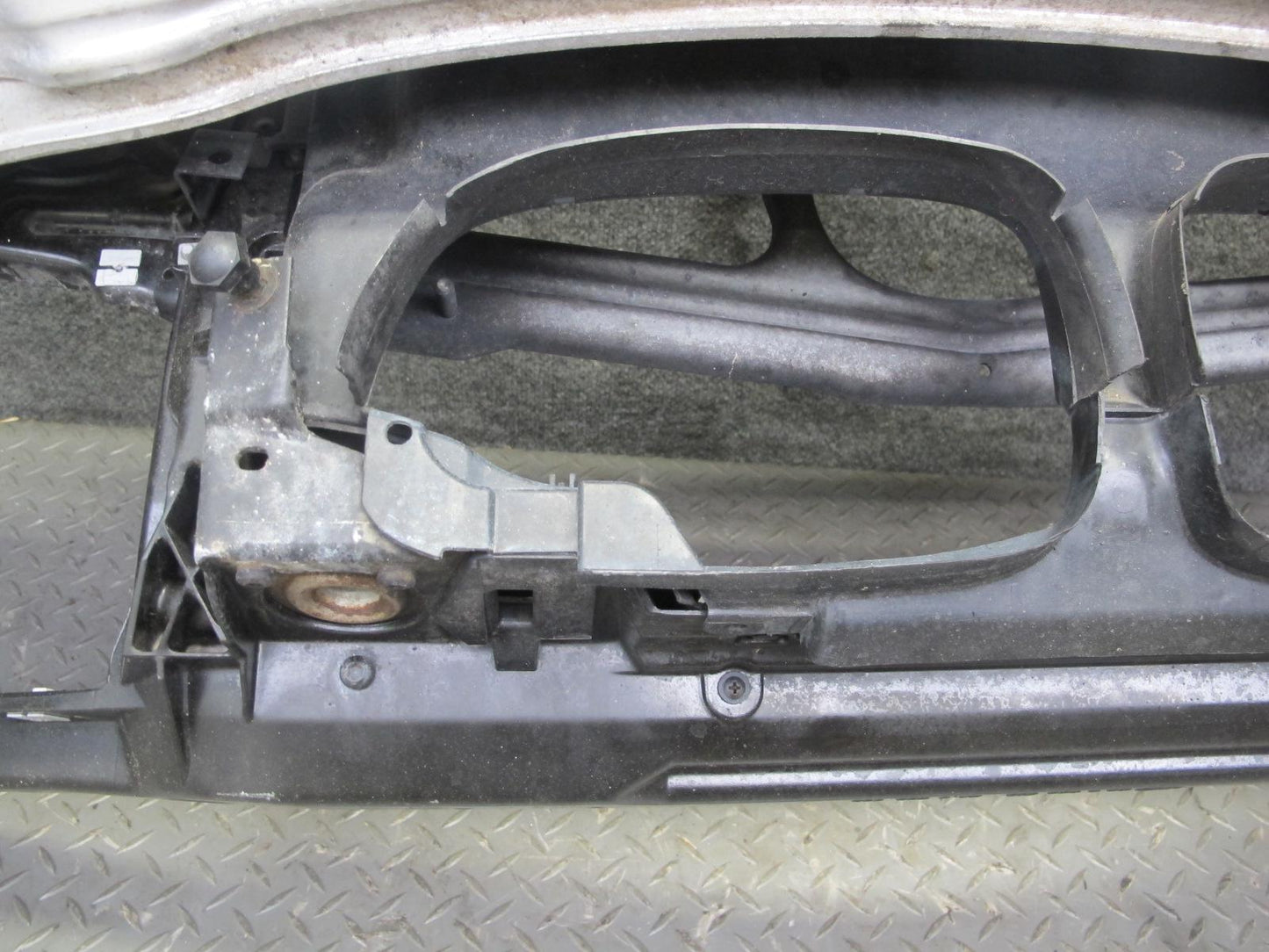 01-02 BMW E46 Convert Front Bumper Reinforcement Bar Radiator Core Support OEM