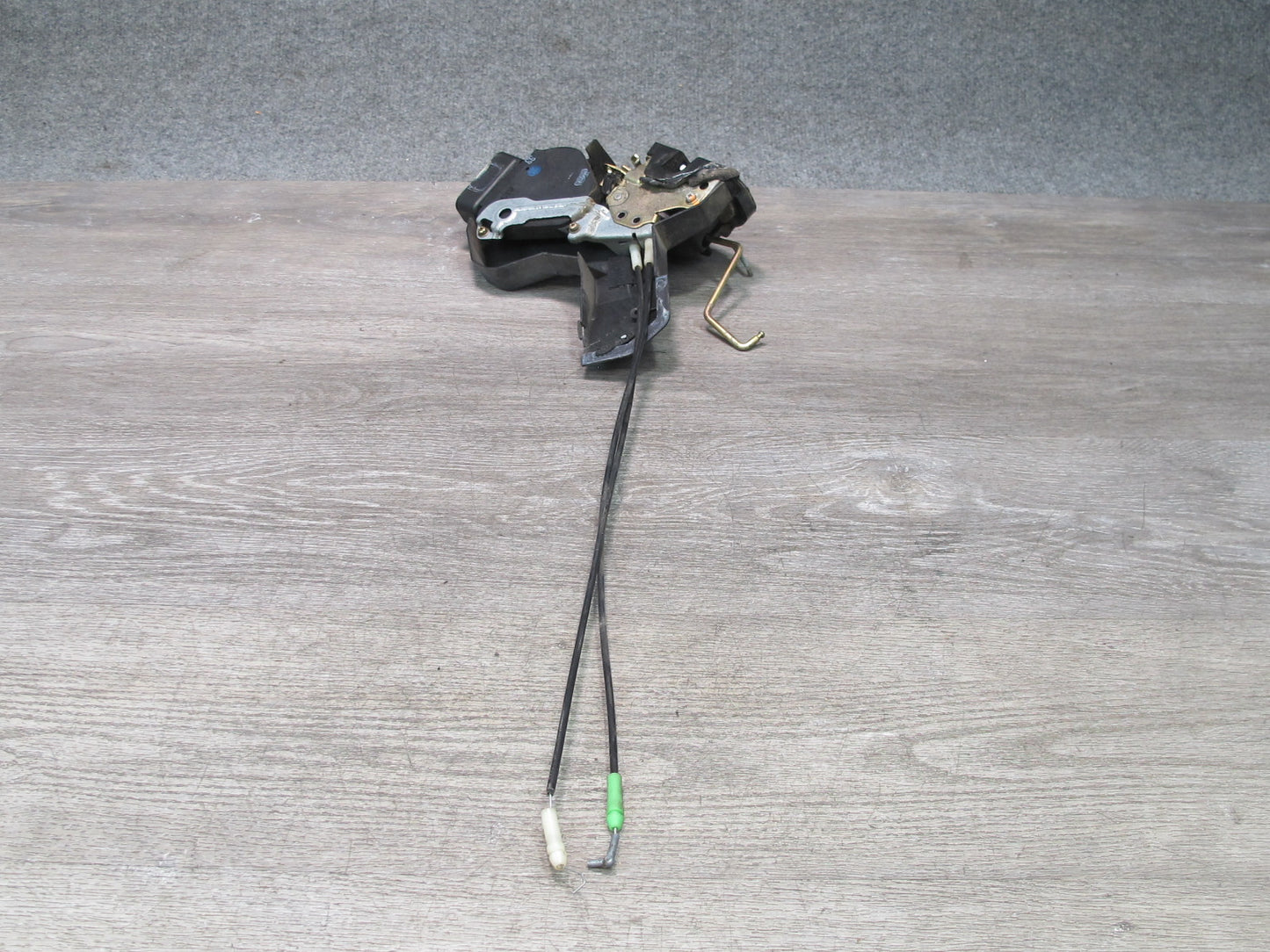 00-05 Toyota MR2 Spyder ZZW30L Left Door Lock Latch Actuator OEM