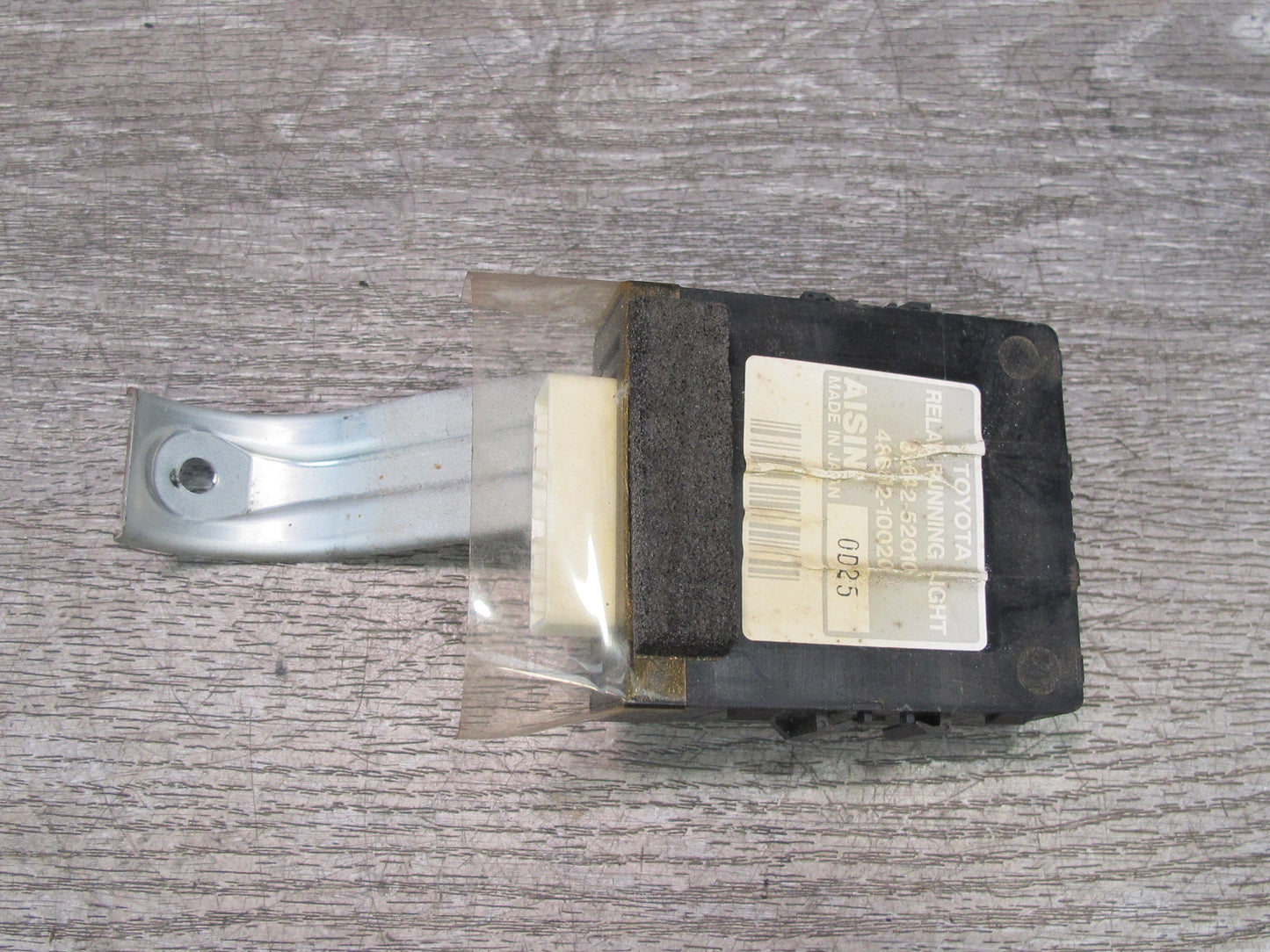 00-02 Toyota MR2 Spyder ZZW30L Daytime Running Light Relay Module Unit OEM