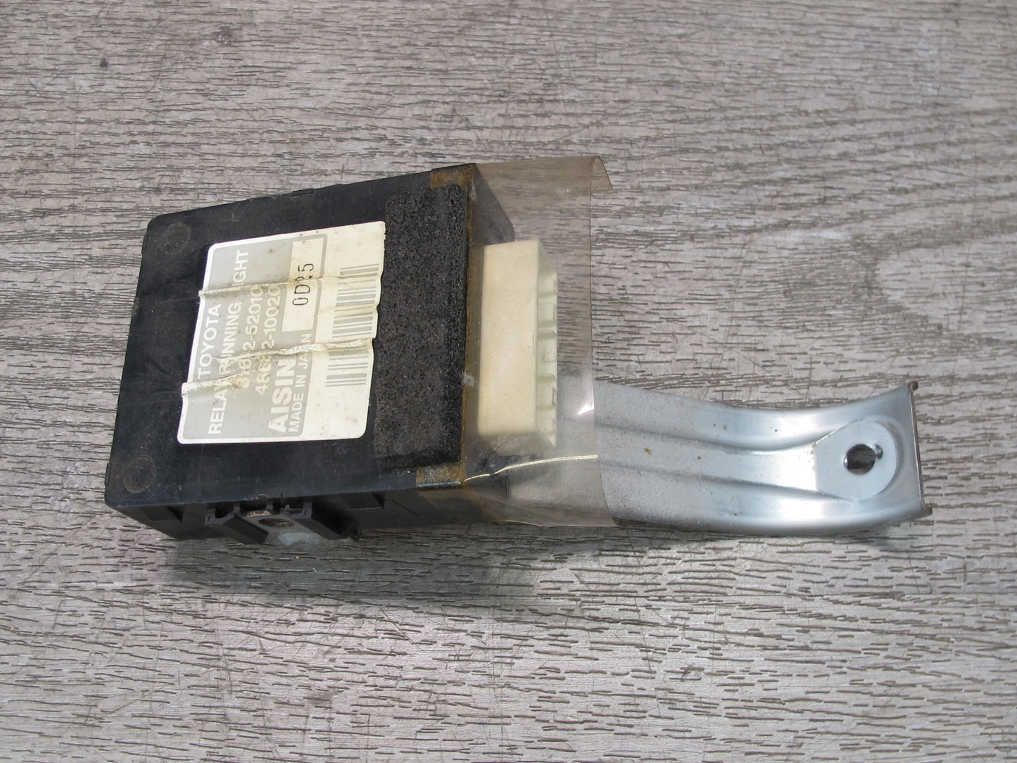 00-02 Toyota MR2 Spyder ZZW30L Daytime Running Light Relay Module Unit OEM