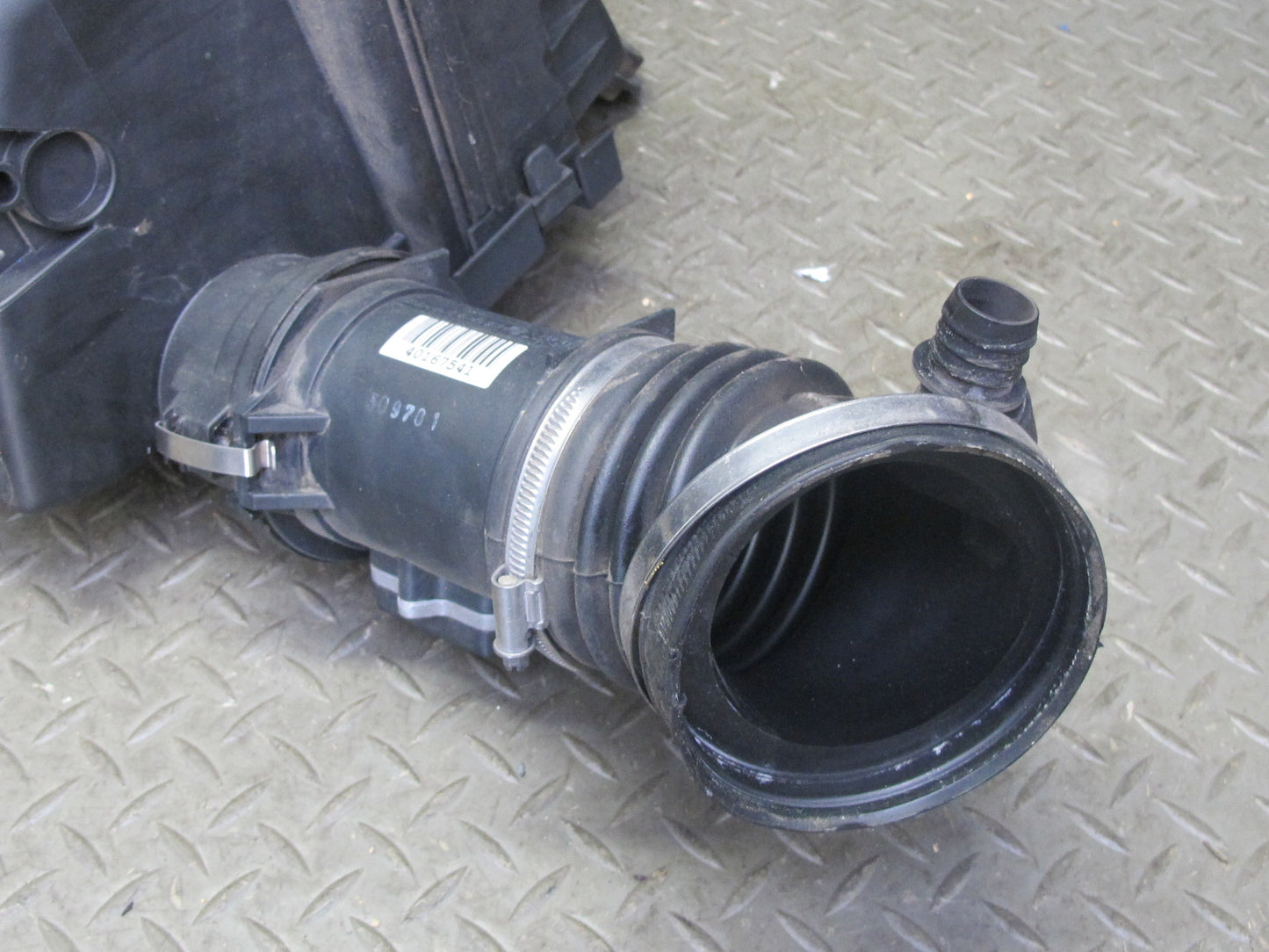97-99 BMW E36/7 Z3 M52 2.8L Air Intake Cleaner Filter w Mass Air MAF Sensor OEM