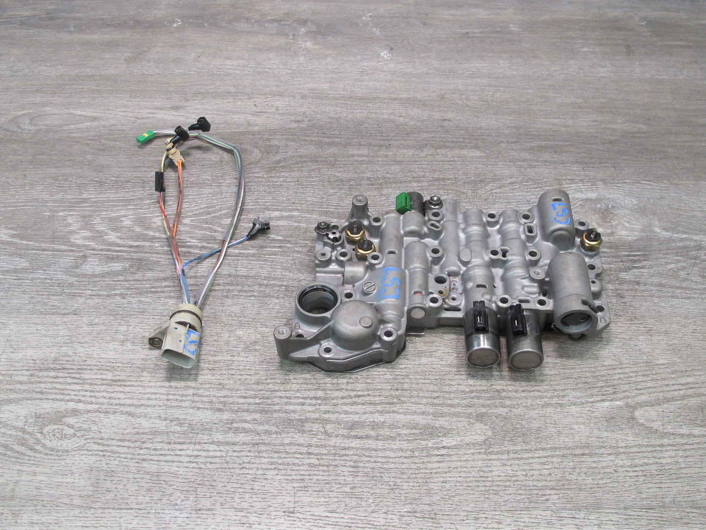 08-16 Lexus LS600h L110F A/T Automatic Transmission Valve Body Mechatronic OEM