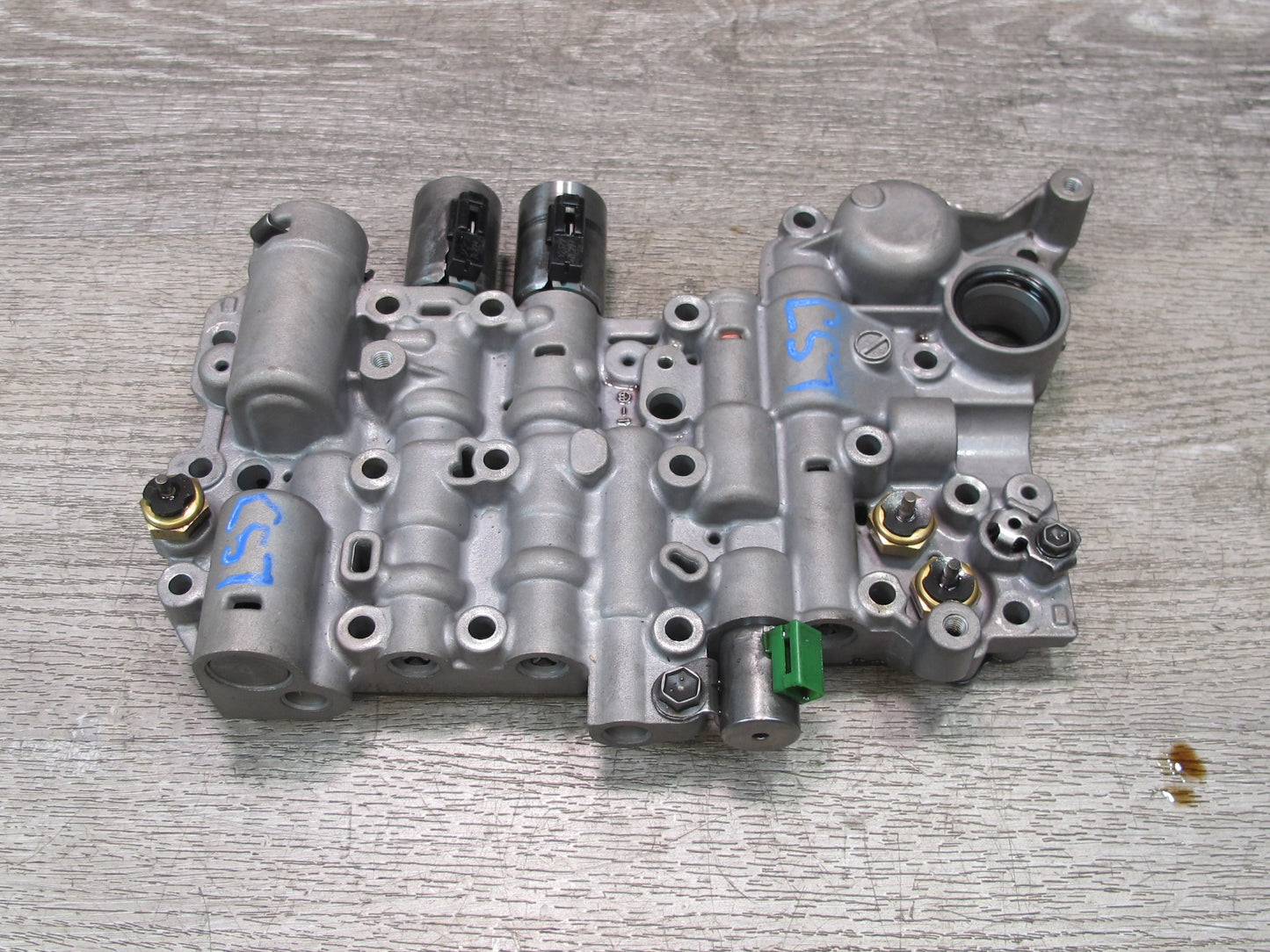 08-16 Lexus LS600h L110F A/T Automatic Transmission Valve Body Mechatronic OEM