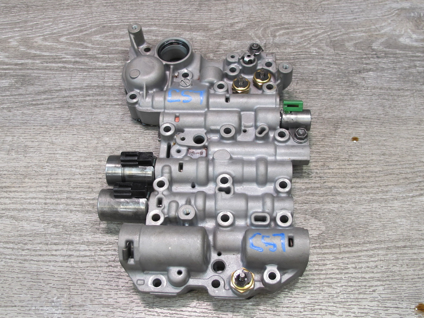 08-16 Lexus LS600h L110F A/T Automatic Transmission Valve Body Mechatronic OEM
