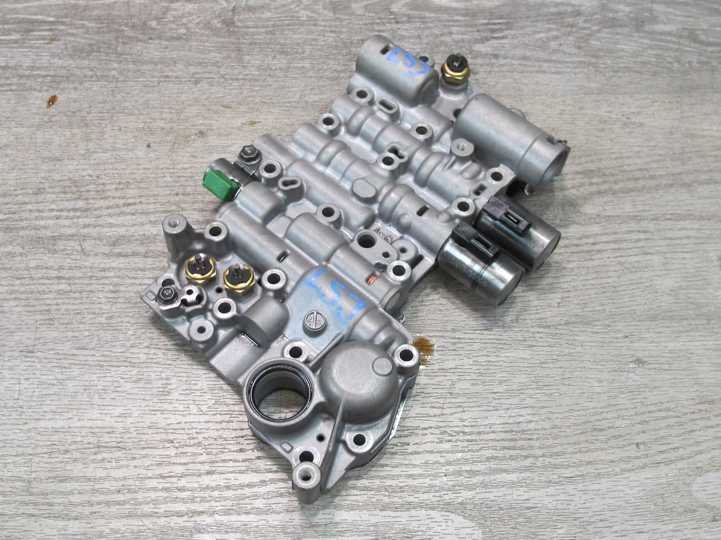 08-16 Lexus LS600h L110F A/T Automatic Transmission Valve Body Mechatronic OEM