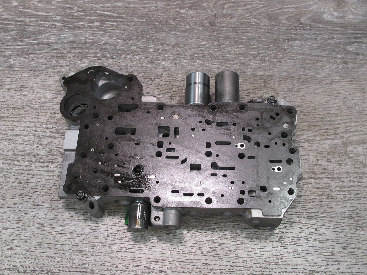 08-16 Lexus LS600h L110F A/T Automatic Transmission Valve Body Mechatronic OEM