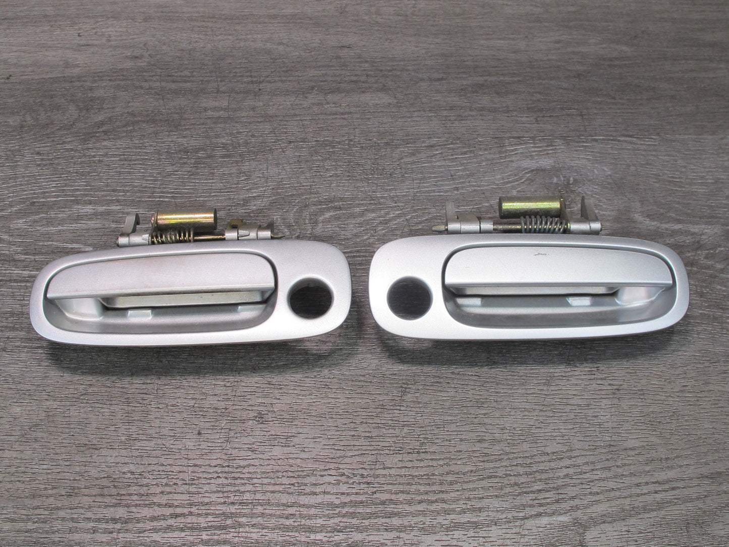 00-05 Toyota MR2 Spyder Set of 2 Left & Right Door Exterior Handle Silver OEM