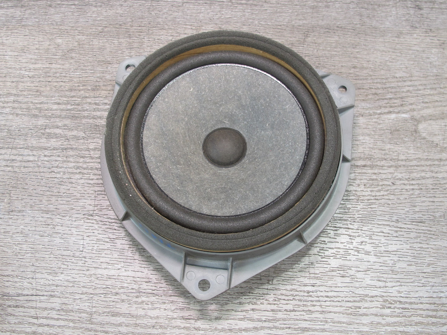 00-05 Toyota MR2 Spyder Set of 2 Left & Right Door Speaker 86160-22860 OEM