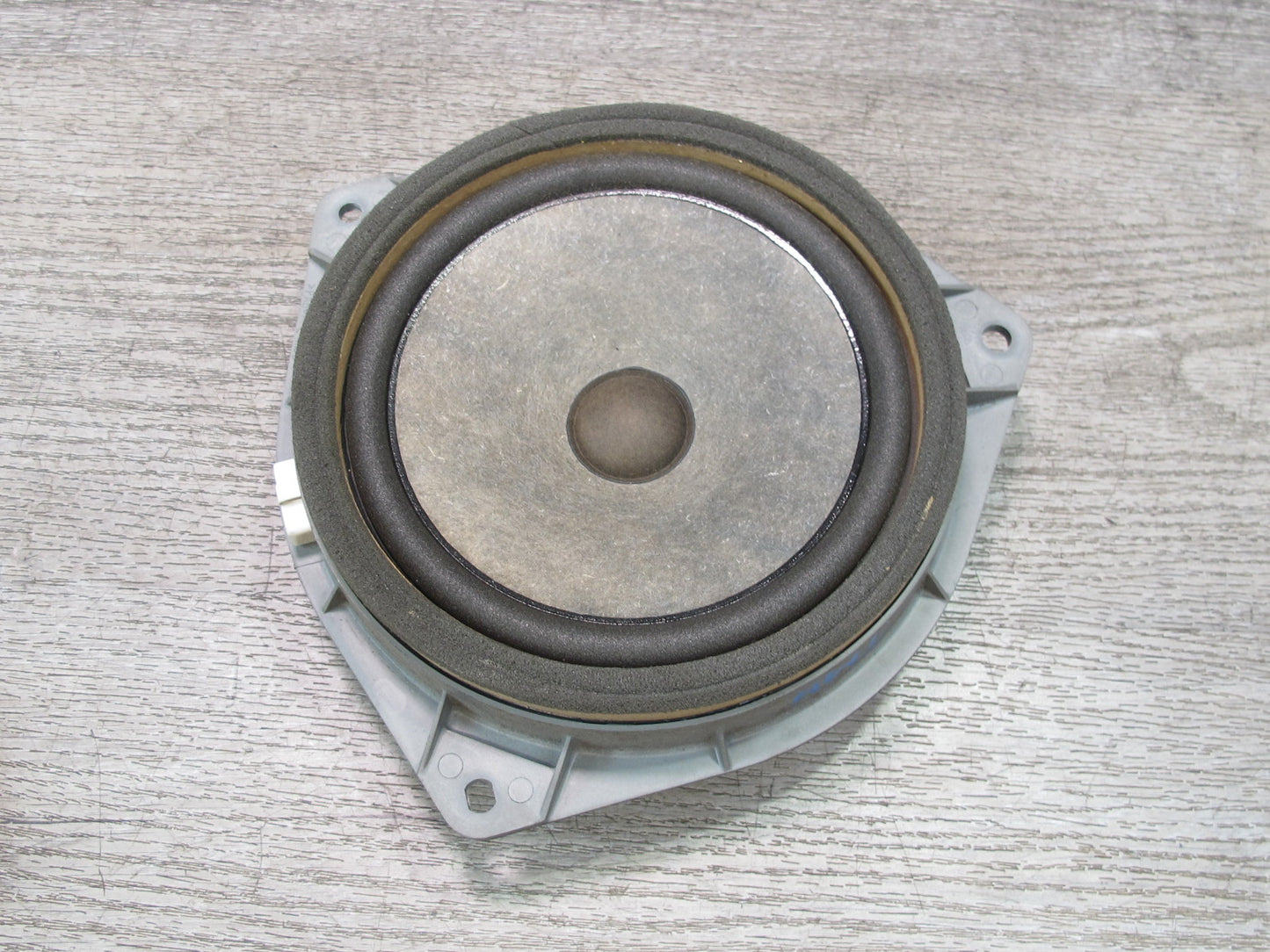 00-05 Toyota MR2 Spyder Set of 2 Left & Right Door Speaker 86160-22860 OEM