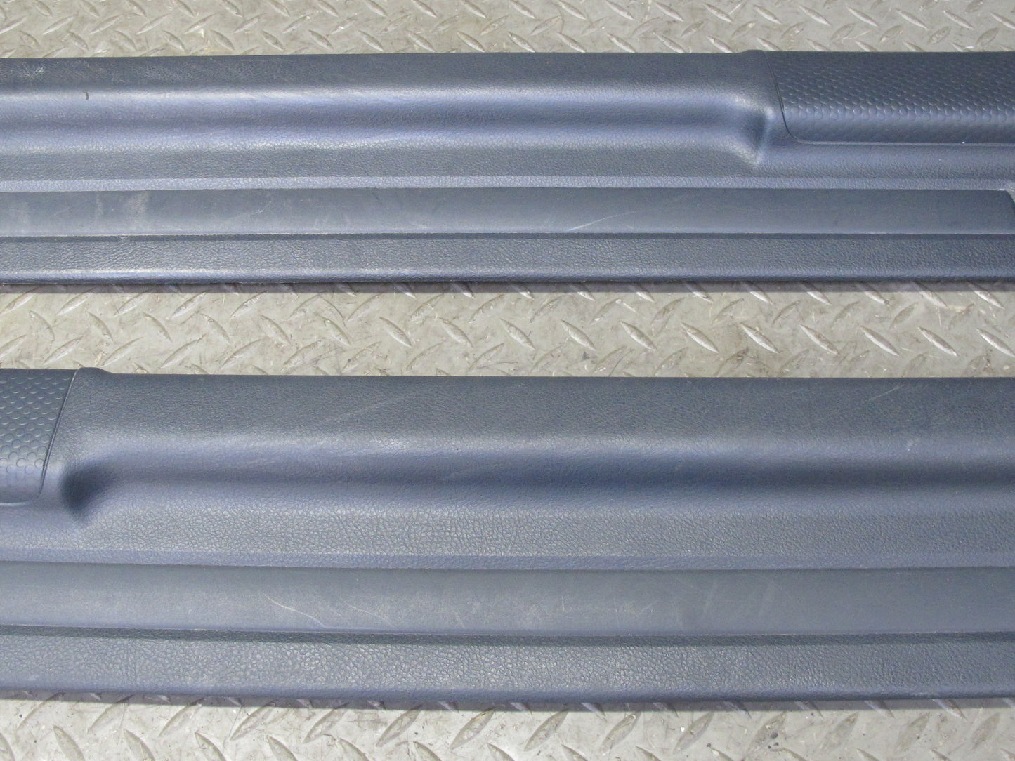 00-05 Toyota MR2 Spyder ZZW30L Left & Right Door Scuff Sill Plate Trim Panel Set