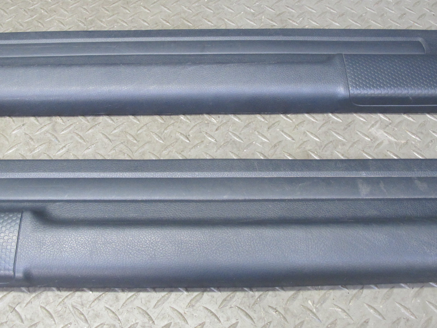 00-05 Toyota MR2 Spyder ZZW30L Left & Right Door Scuff Sill Plate Trim Panel Set